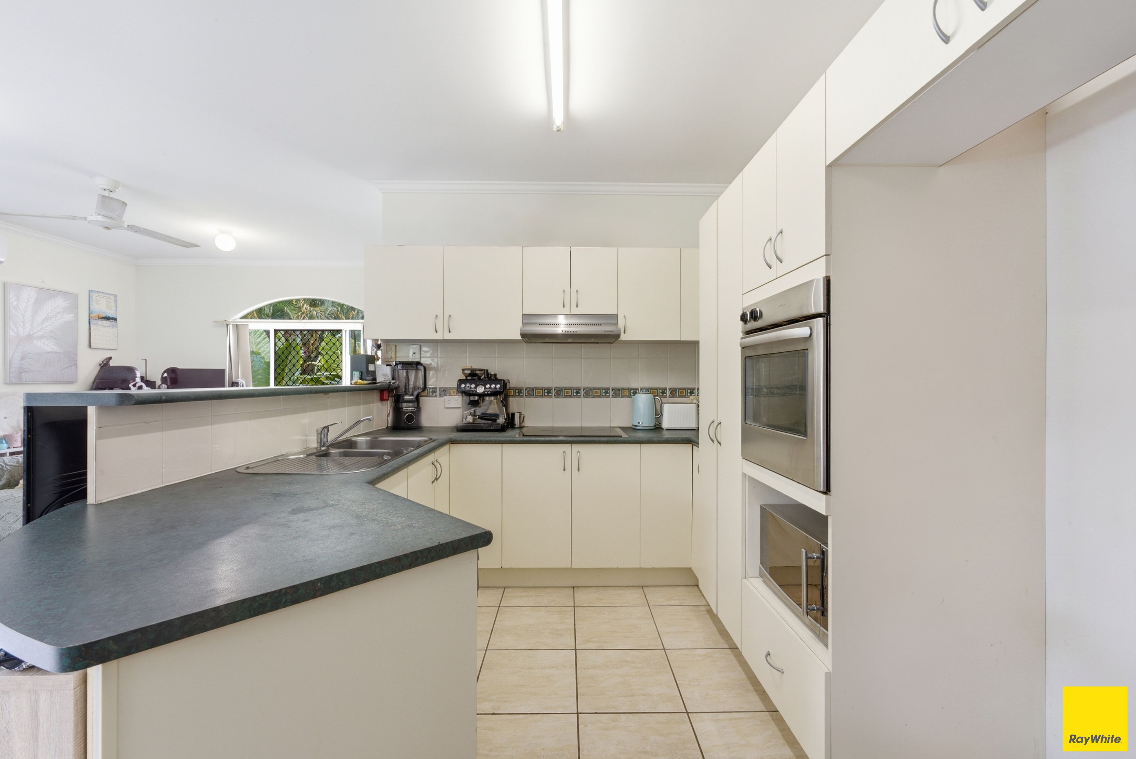 12 Moore Road — photo 7 of 16