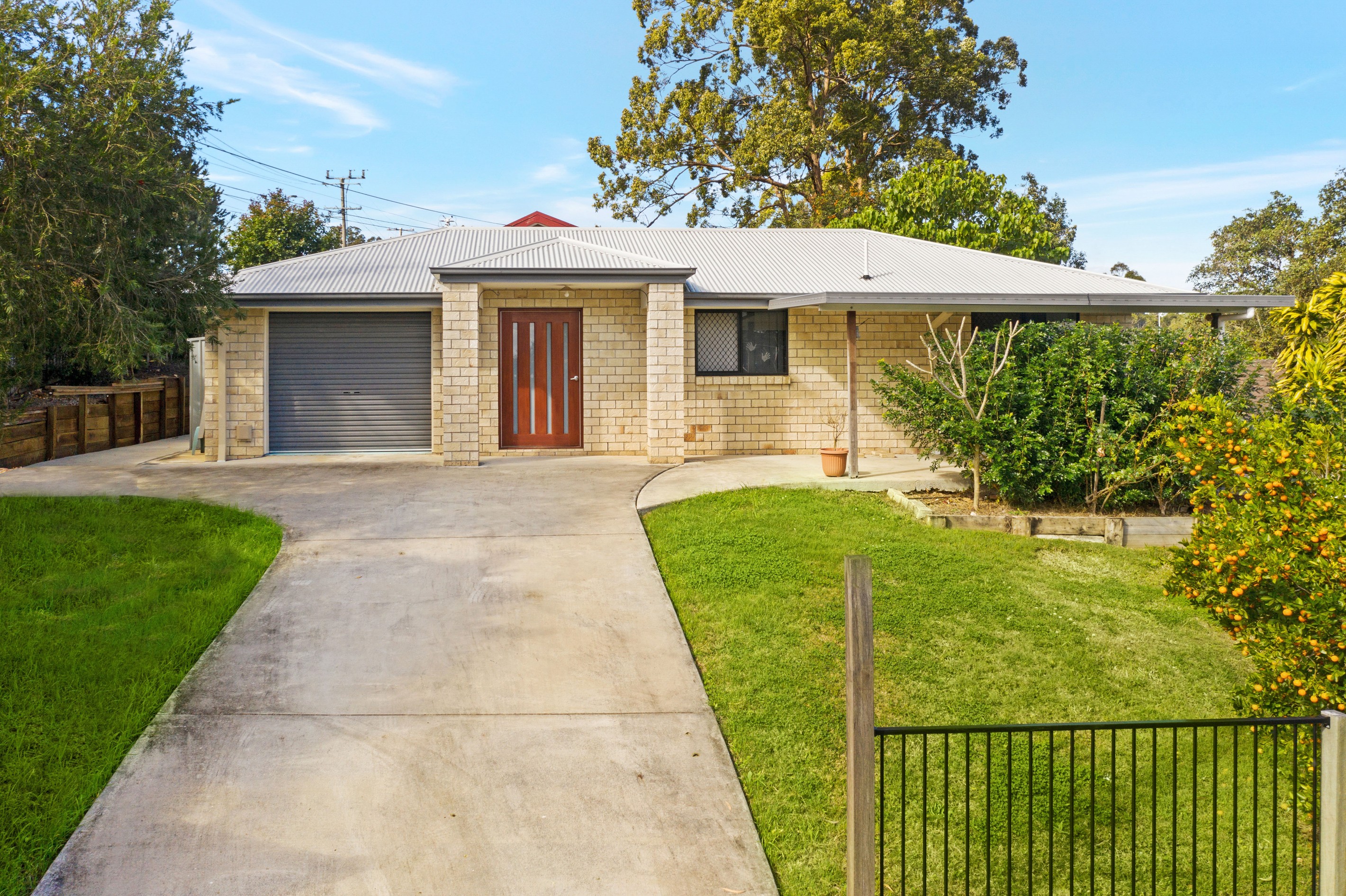 208 Upper Lyndale Street, Shailer Park, QLD 4128