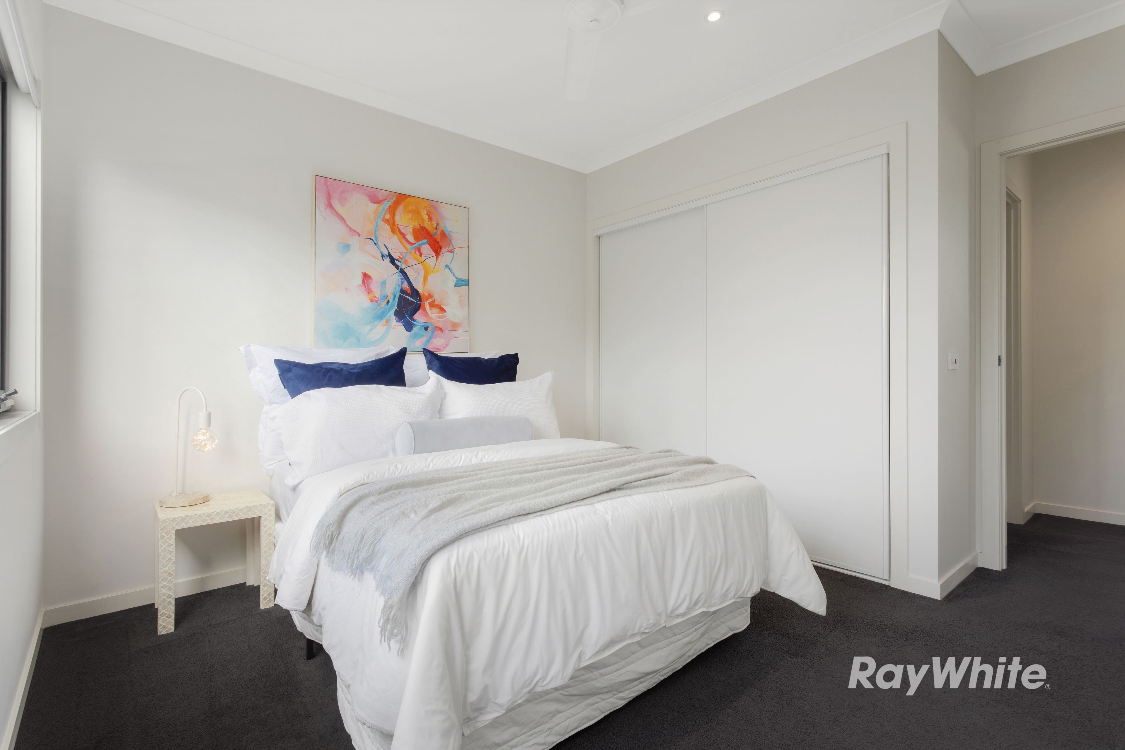 4/53 Bondi Road — photo 5 of 11