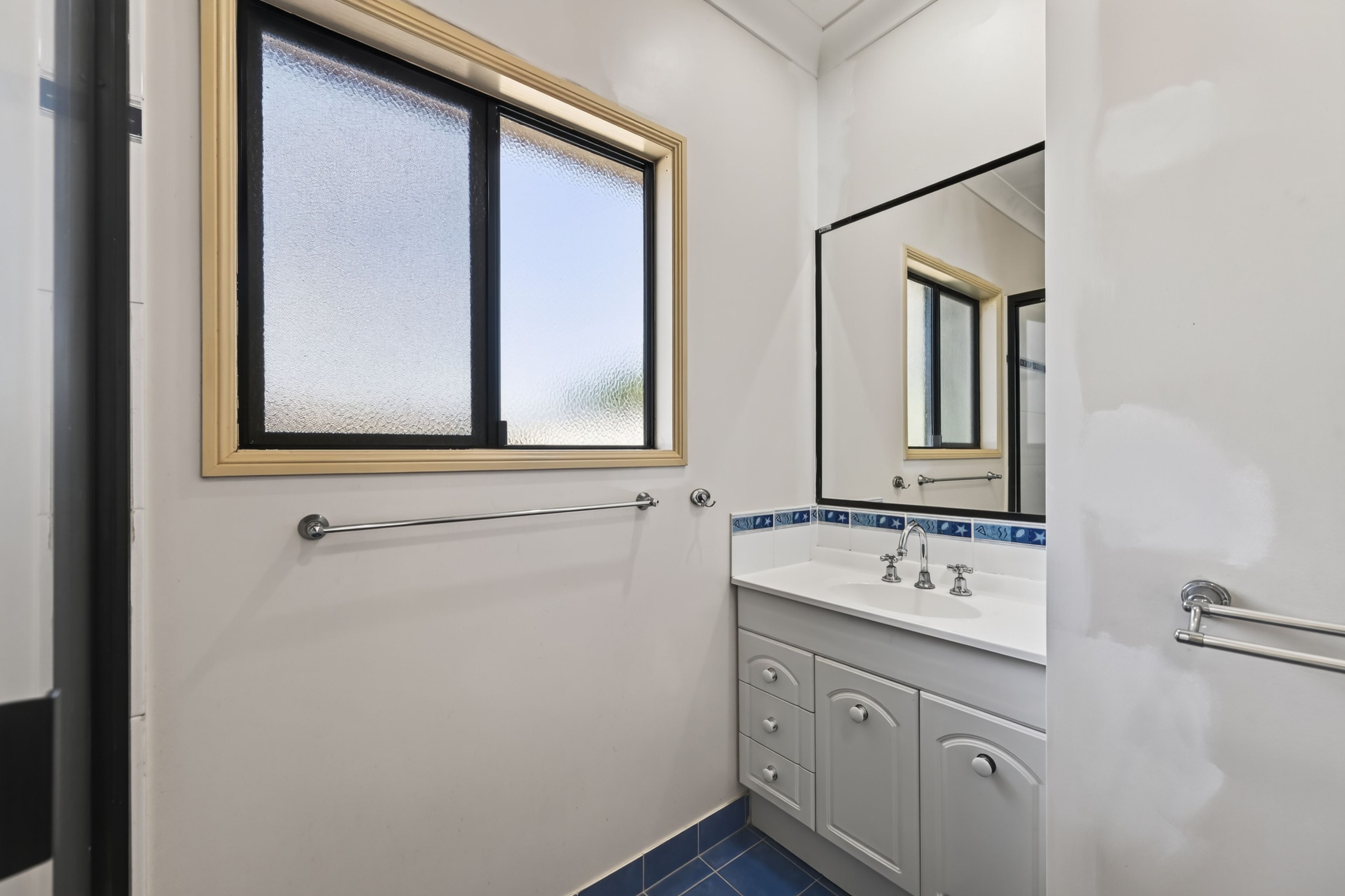 66 Mount Low Parkway — photo 13 of 21