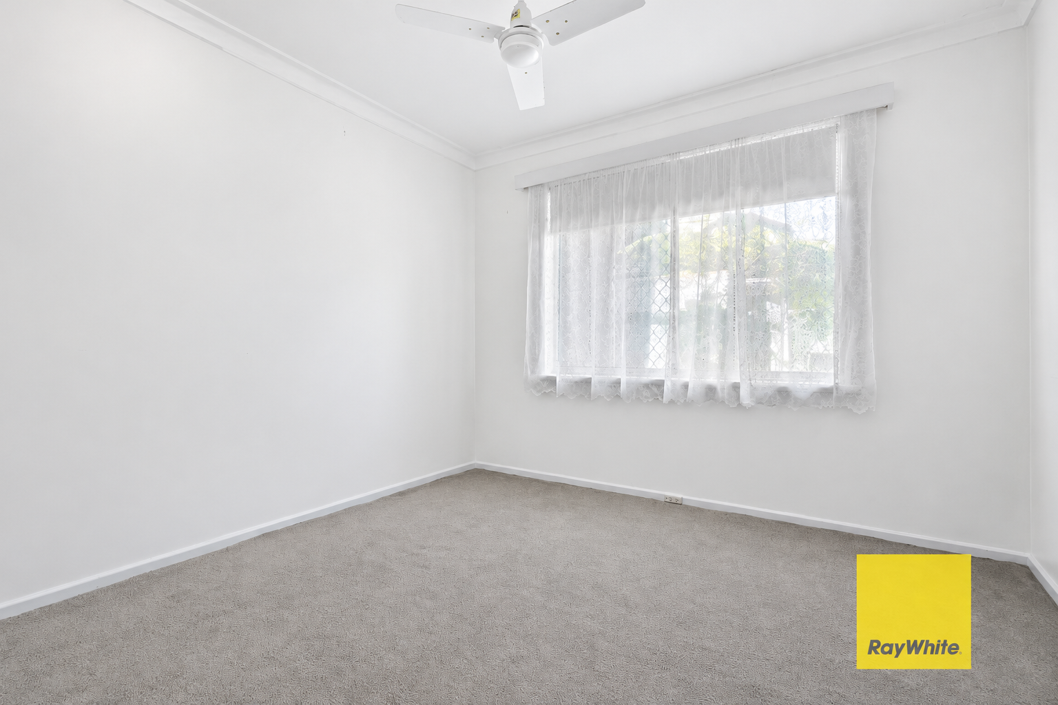 25 Montrose Avenue — photo 19 of 30