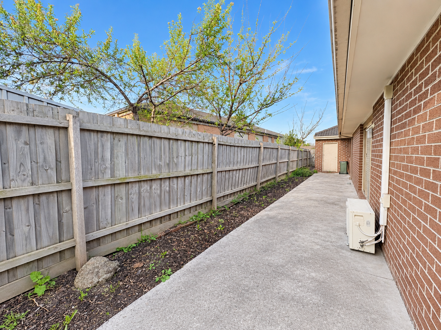 17 Kilwarrie Street — photo 12 of 13