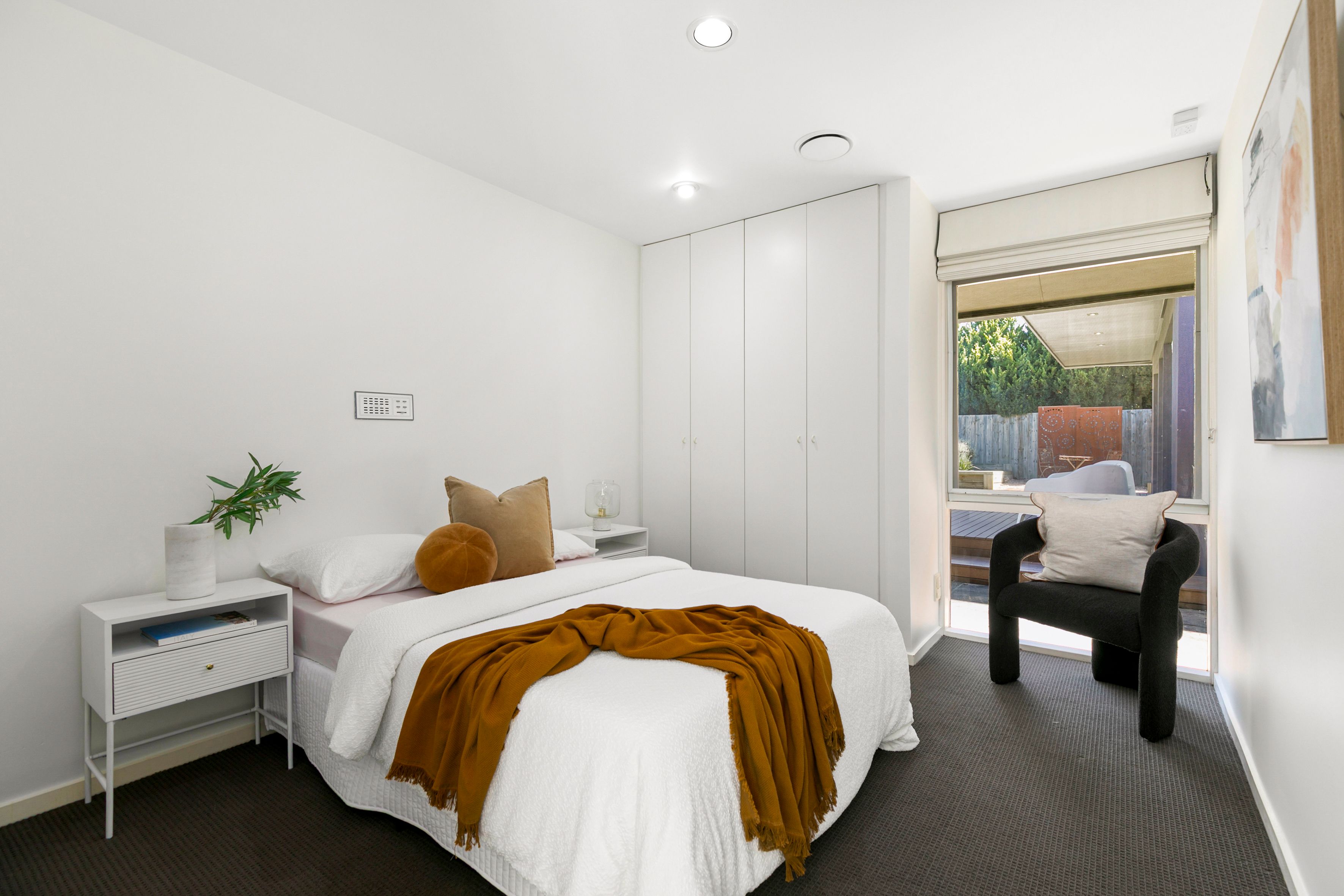 22 Normanby Drive — photo 9 of 15