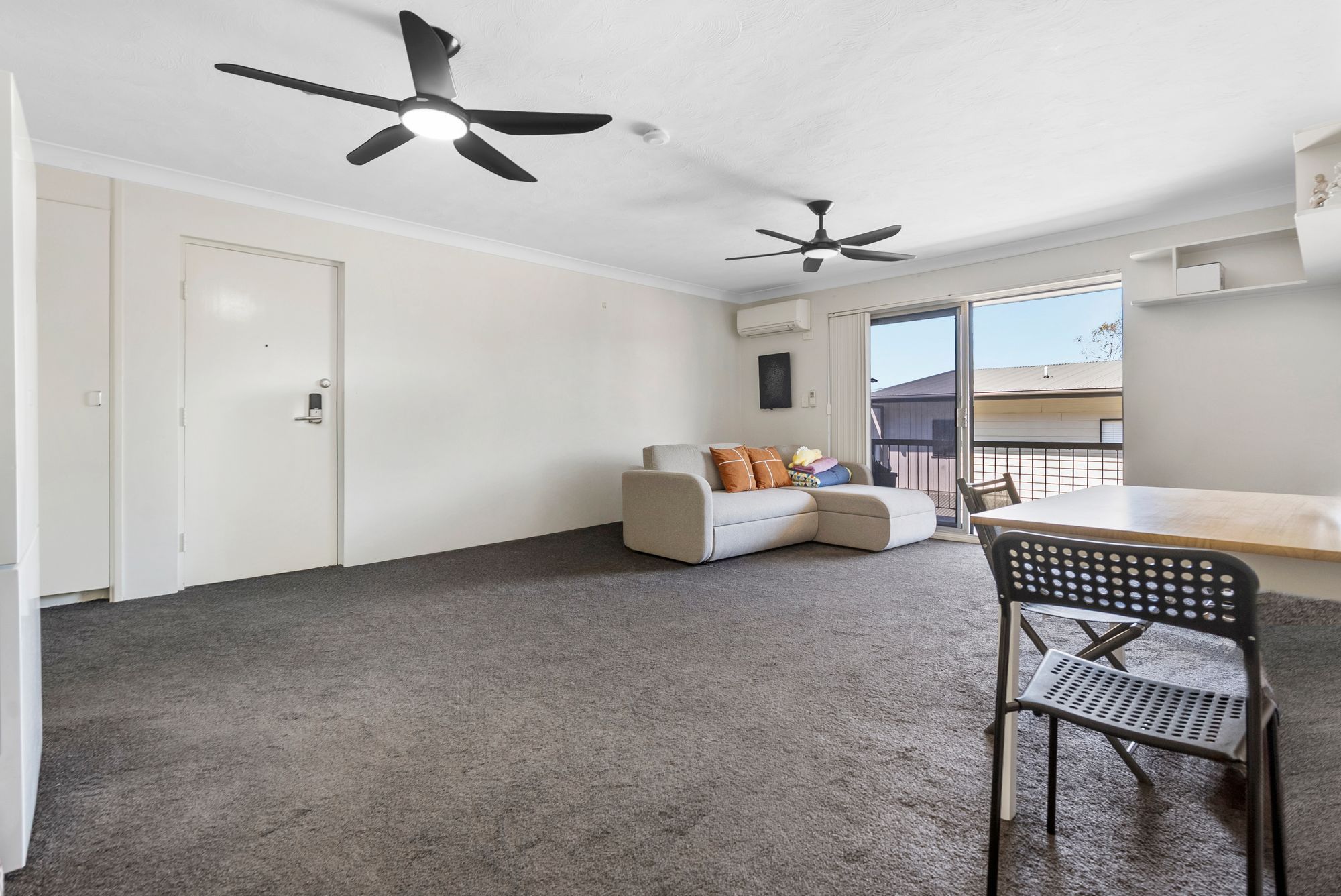 2/32 Julia Street — photo 4 of 17