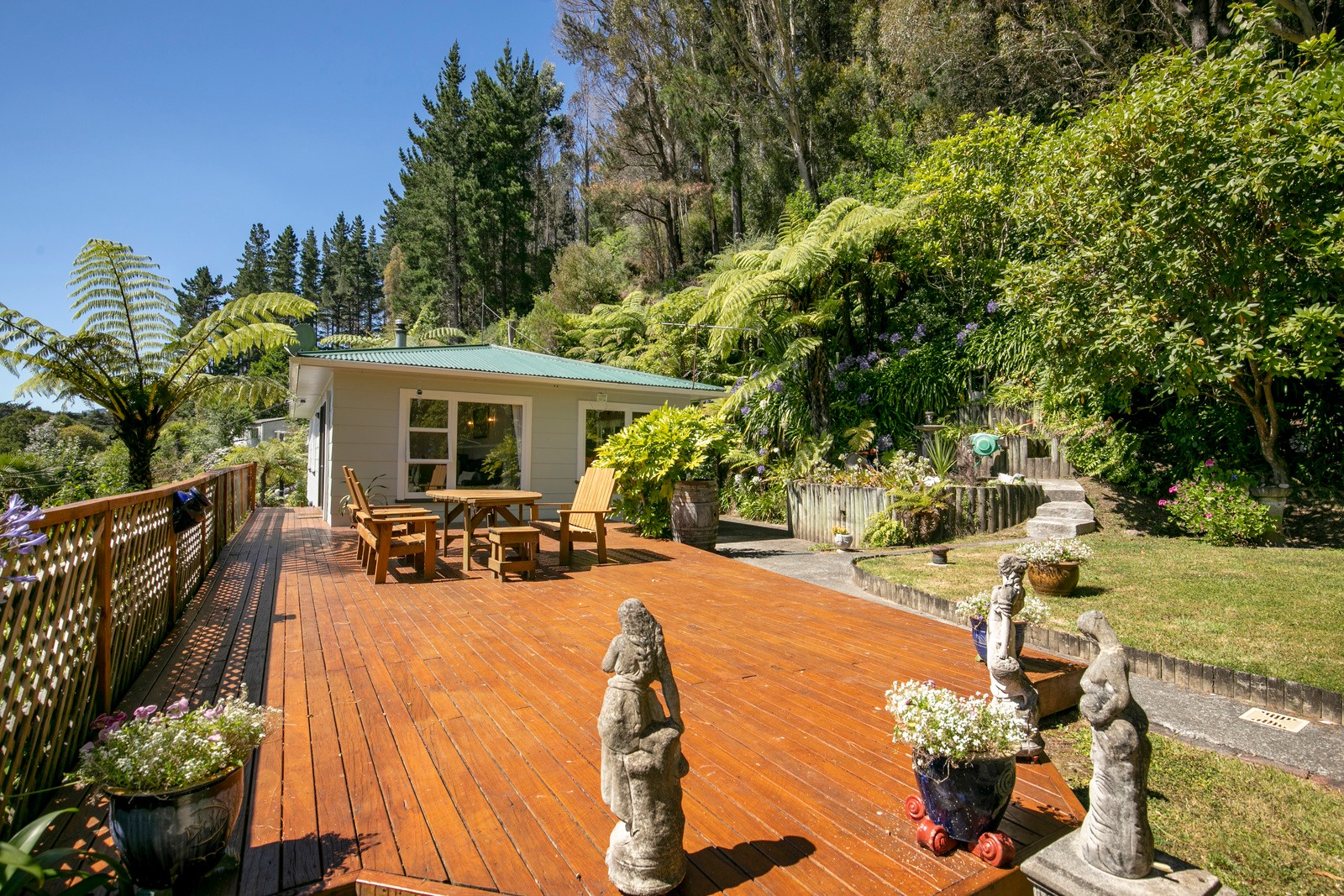 284 Moores Valley Road, Wainuiomata, Lower Hutt City