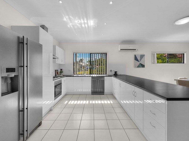  29 Sparkes Street, Chermside QLD 4032