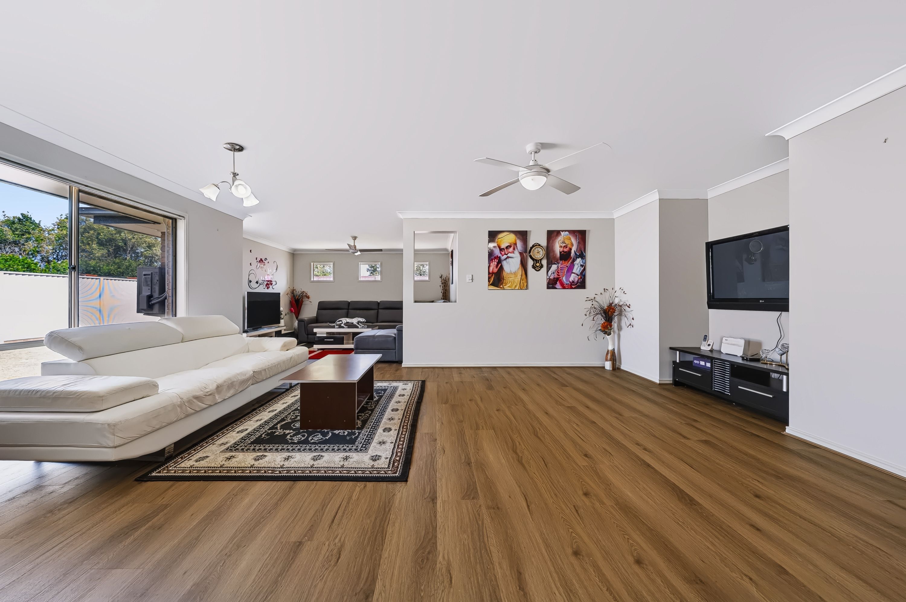 4 Whitfield Crescent — photo 8 of 24