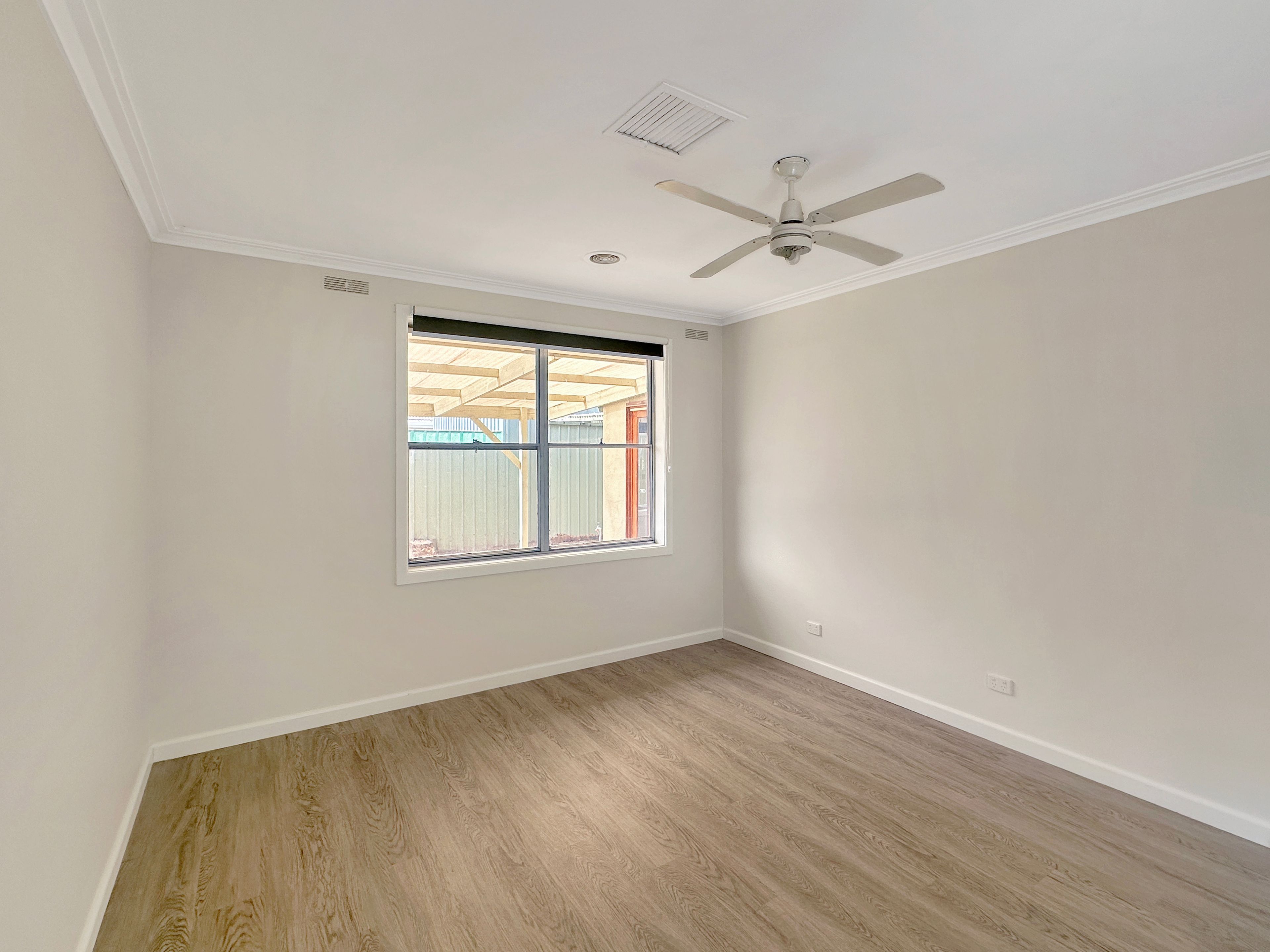 4 Larsen Street — photo 7 of 14