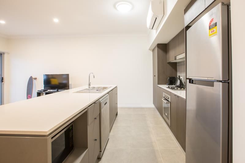 2/3 Gatina Crescent, Coomera, QLD 4209