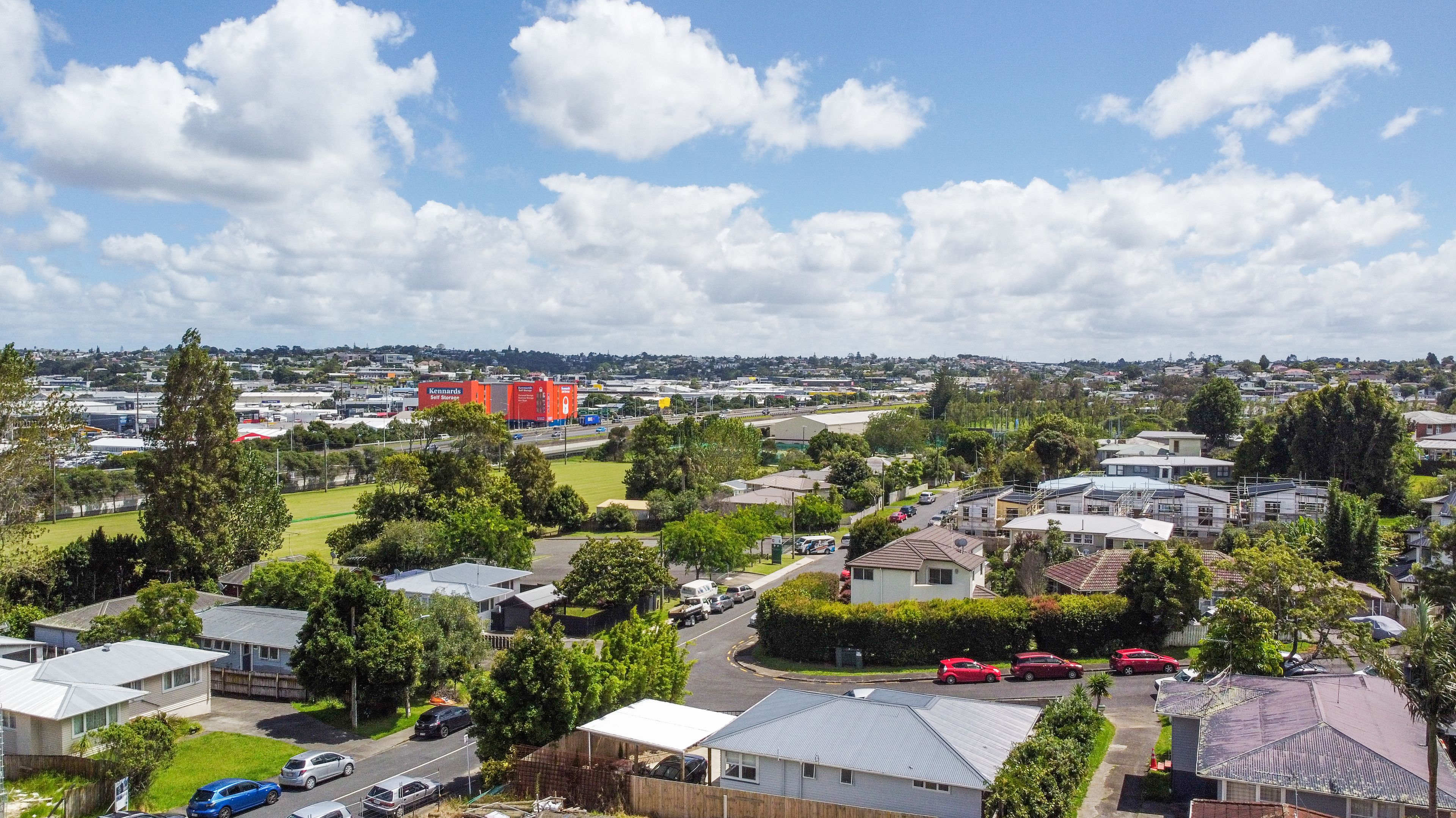 1/82 Bond Crescent, Forrest Hill, North Shore City