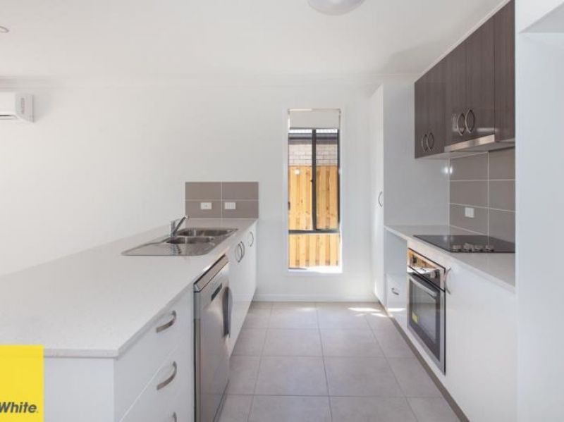 11A Peppertree Street, Pimpama, QLD 4209