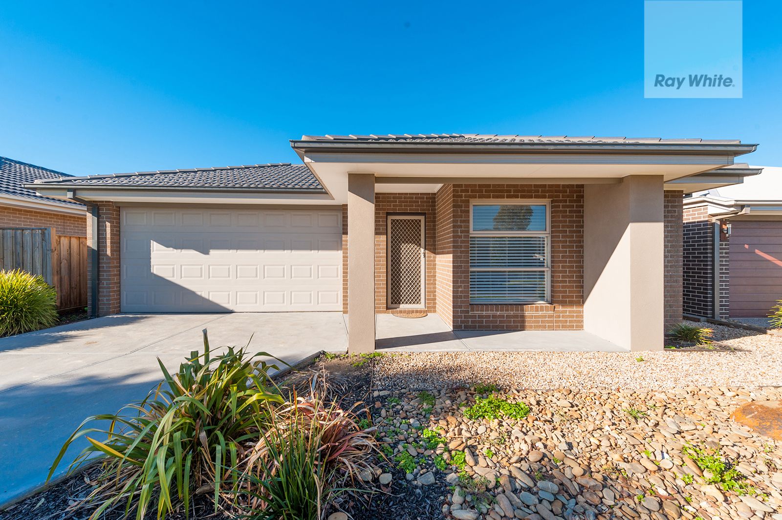 27 Belleview Crescent, Beveridge, VIC 3753