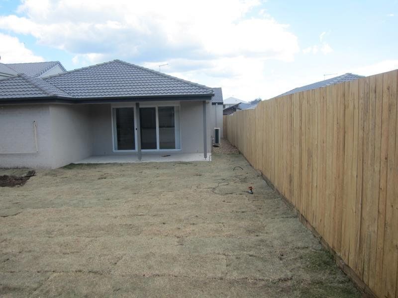 21 Hall Court, Bellbird Park, QLD 4300