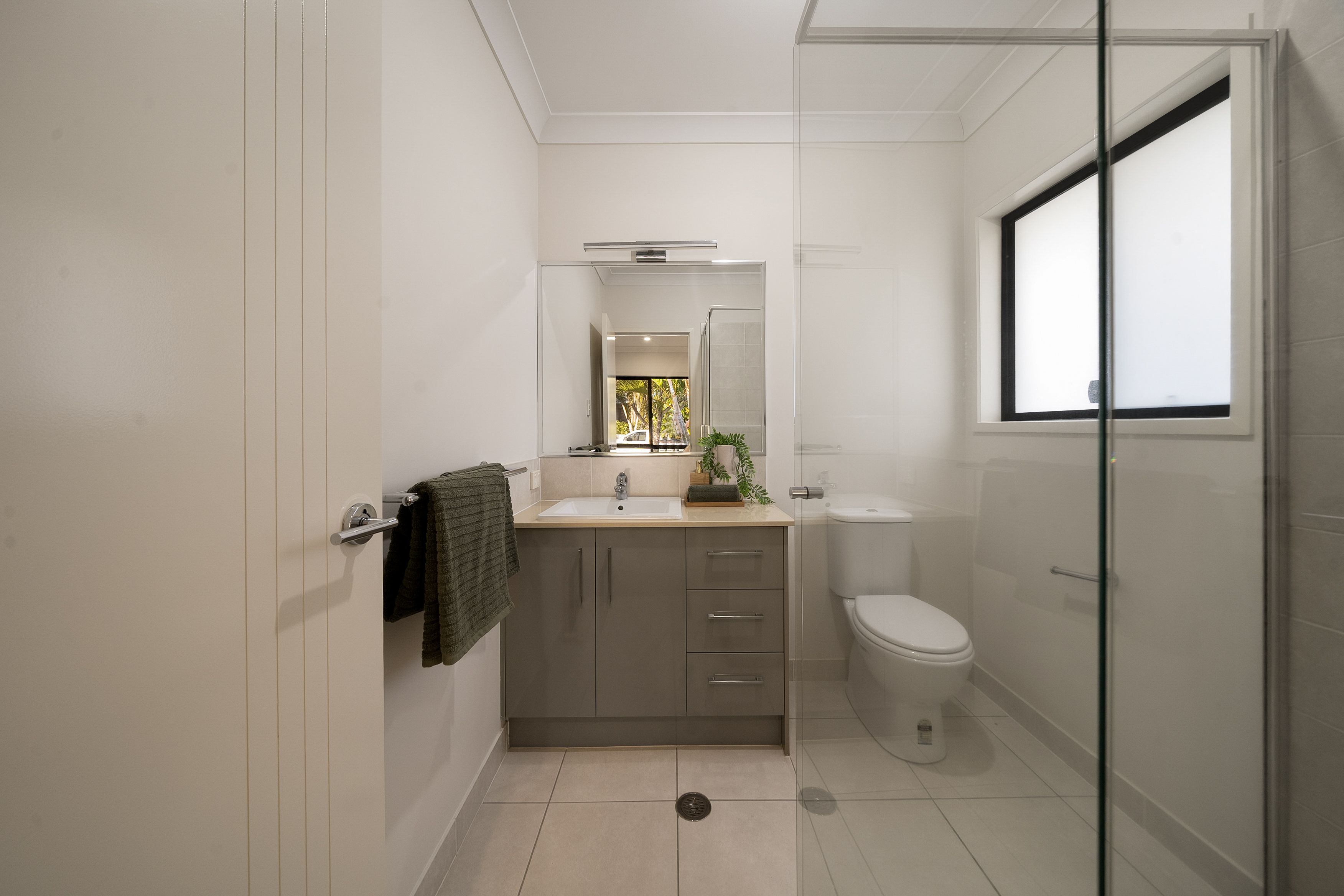 41 Hinton Crescent — photo 15 of 27