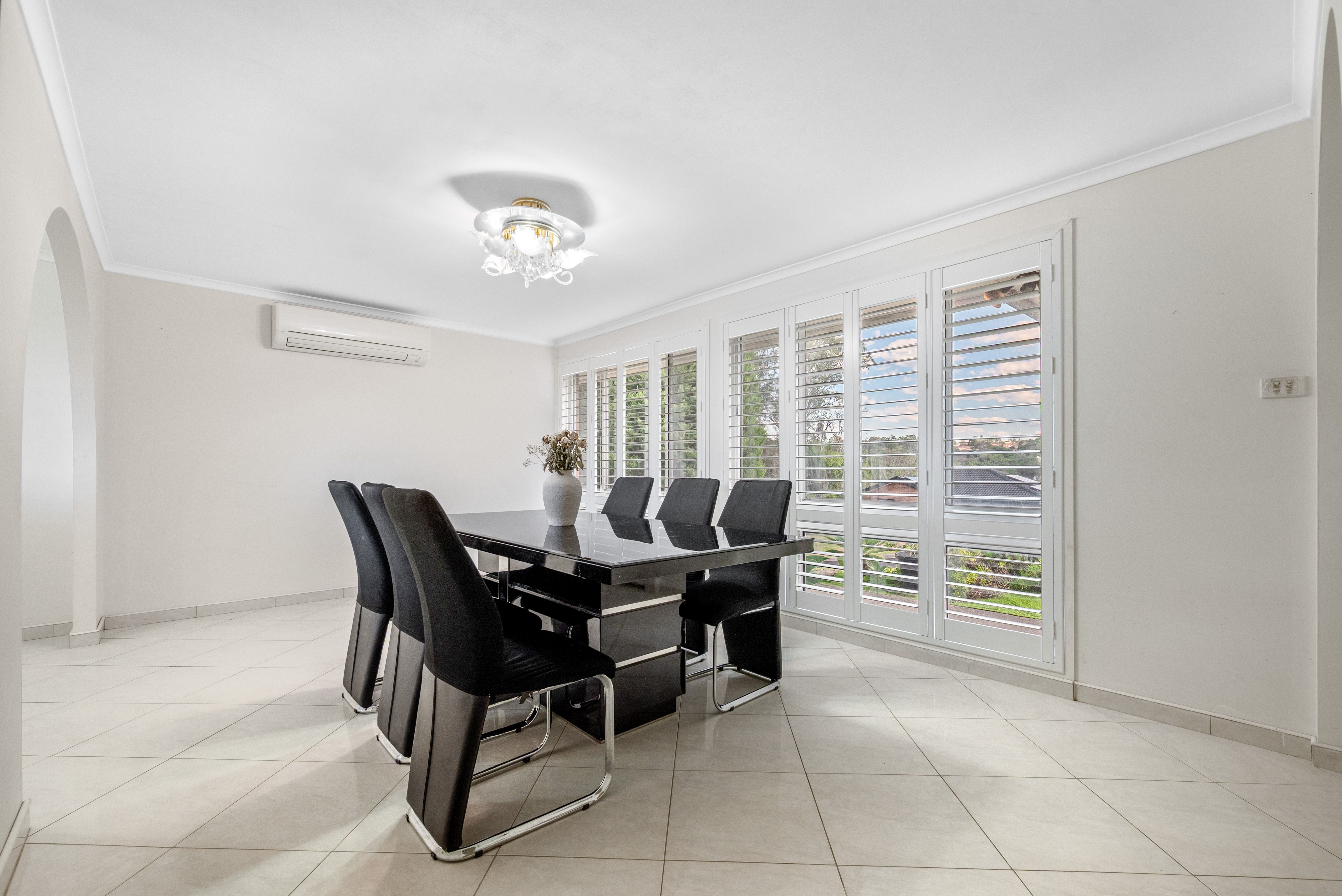 10 Gaspard Place, Ambarvale, NSW 2560