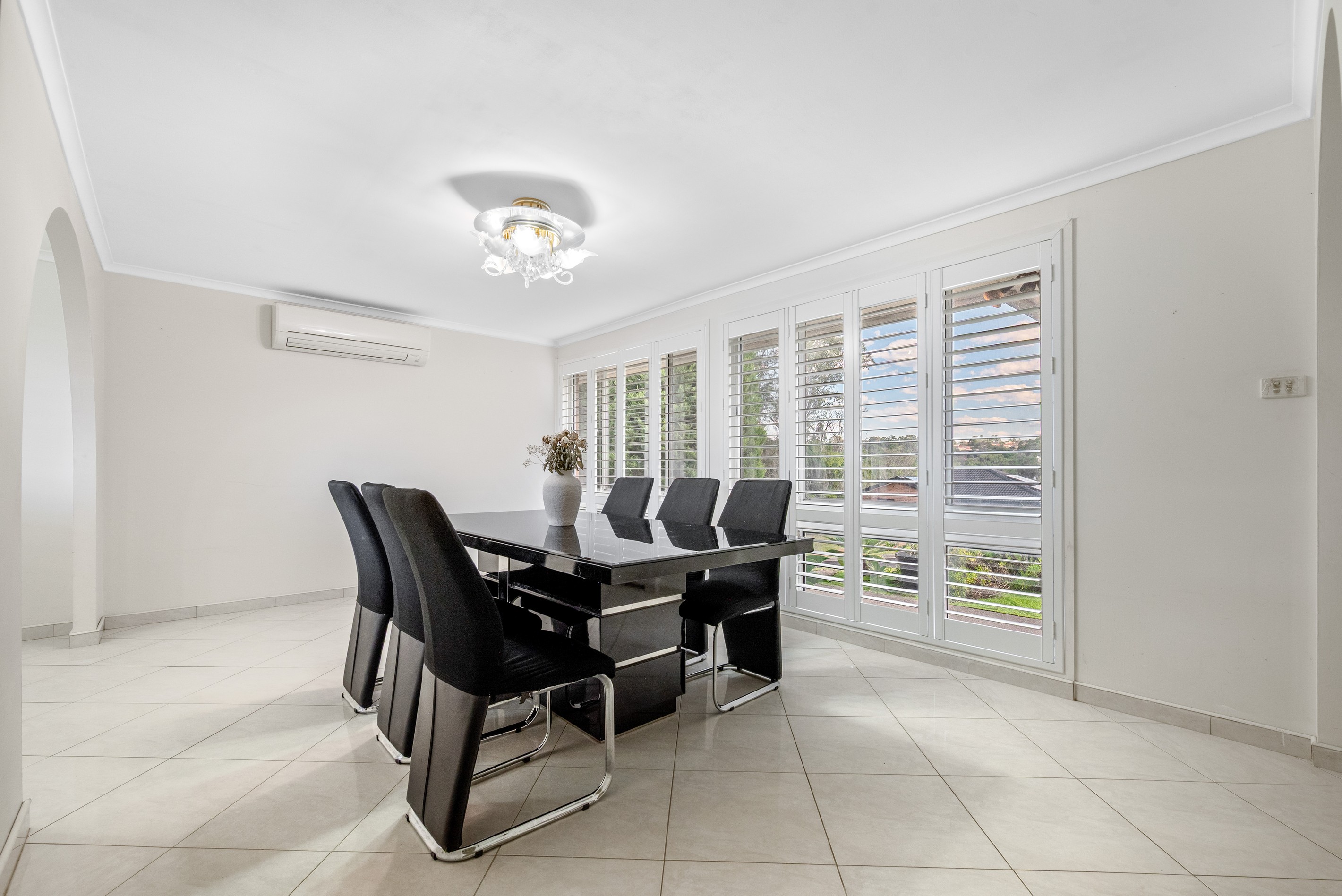 10 Gaspard Place, Ambarvale, NSW 2560