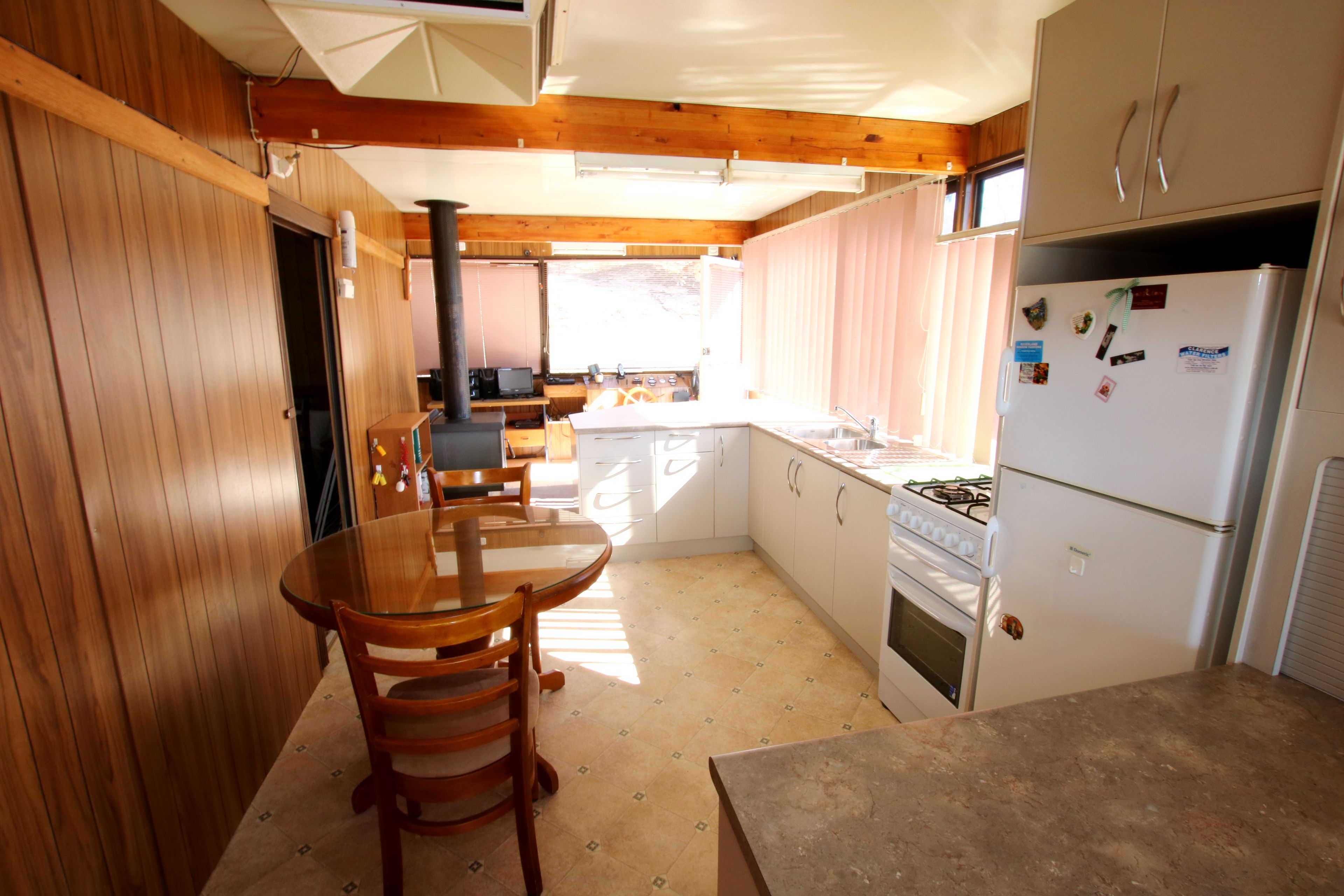 Mooring 33 Leonard Norman Drive "Grey Nomad", Waikerie, SA 5330