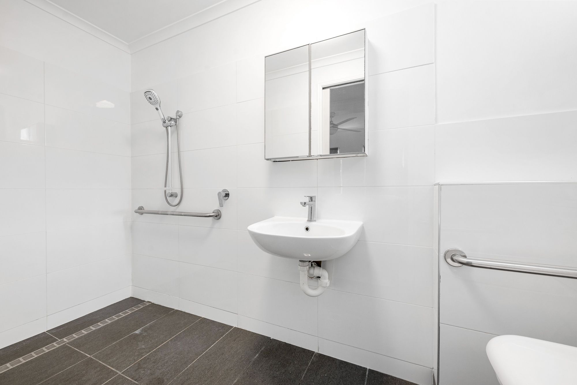 55 Macdonnell Road — photo 10 of 14