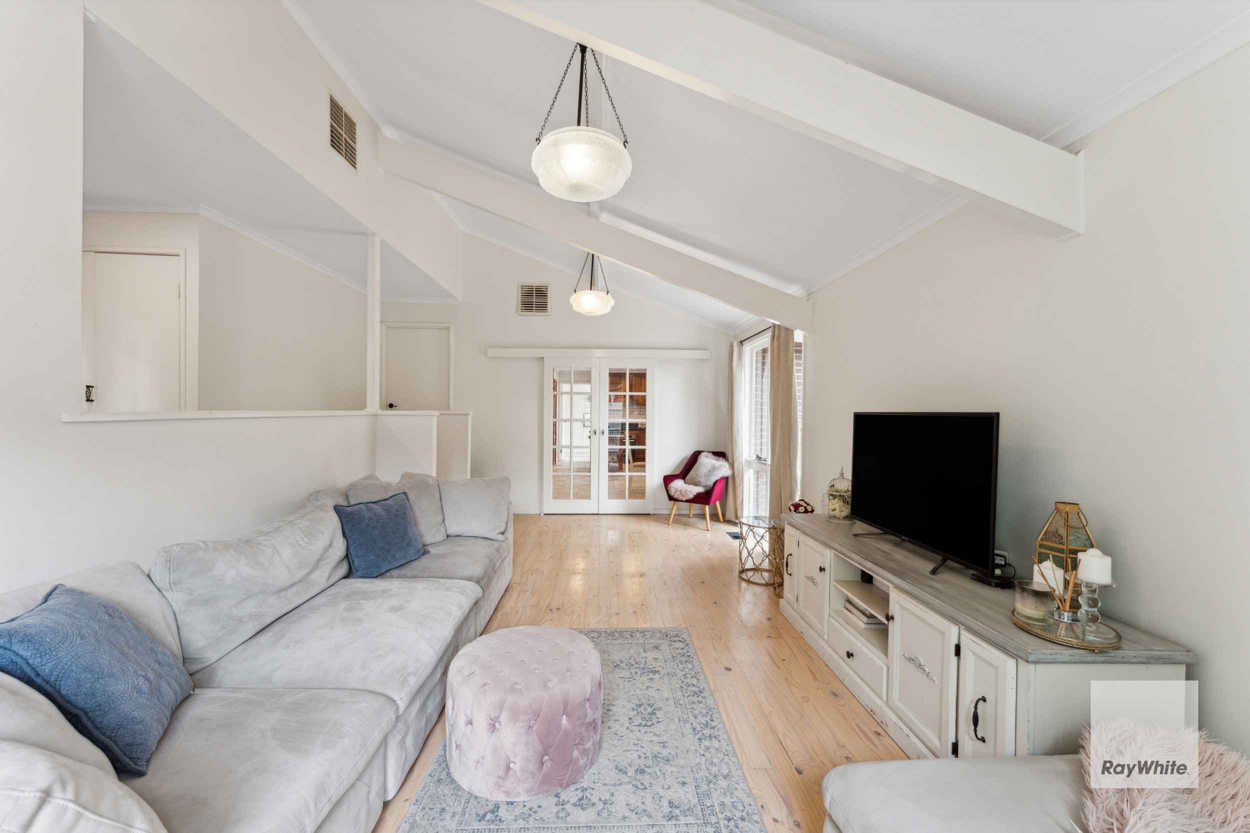 13 Woburn Close, Kealba, VIC 3021