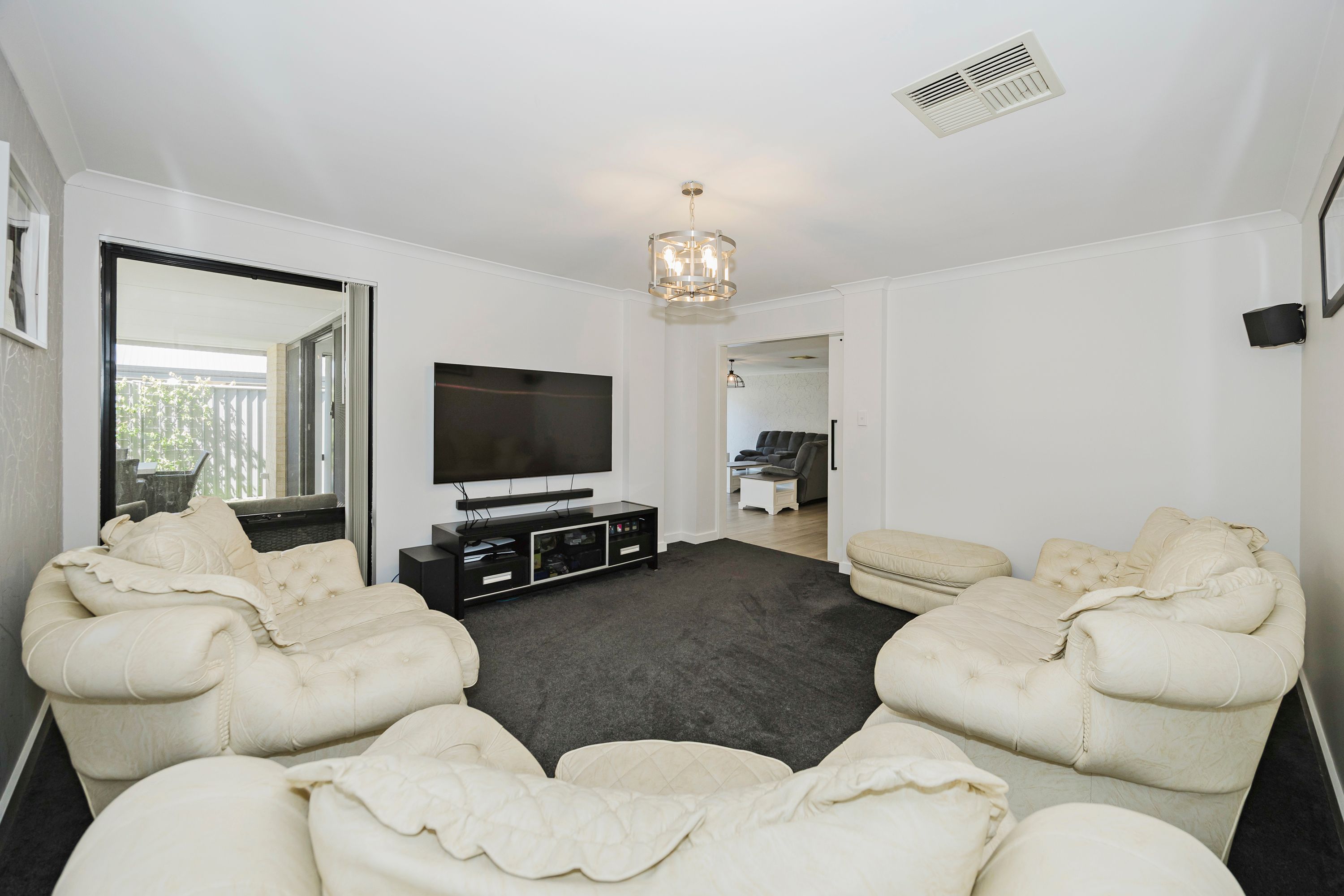 20 Carmine Steet — photo 13 of 30