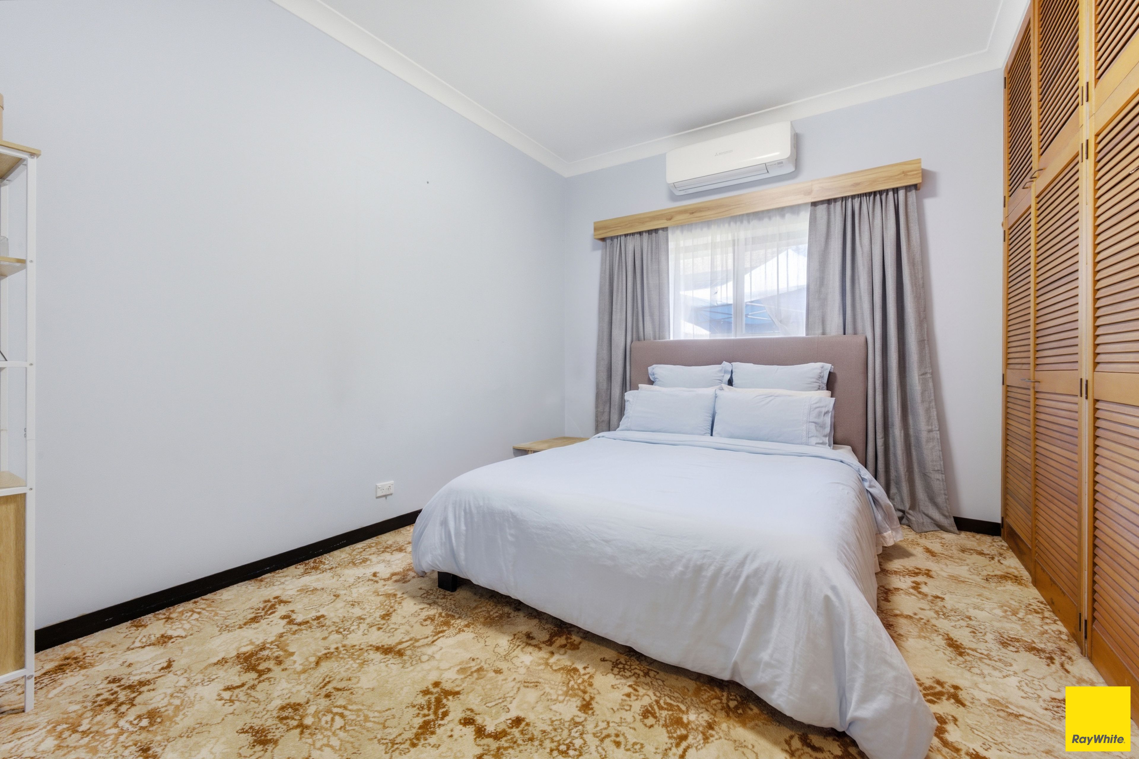 6 Grampian Close — photo 10 of 17