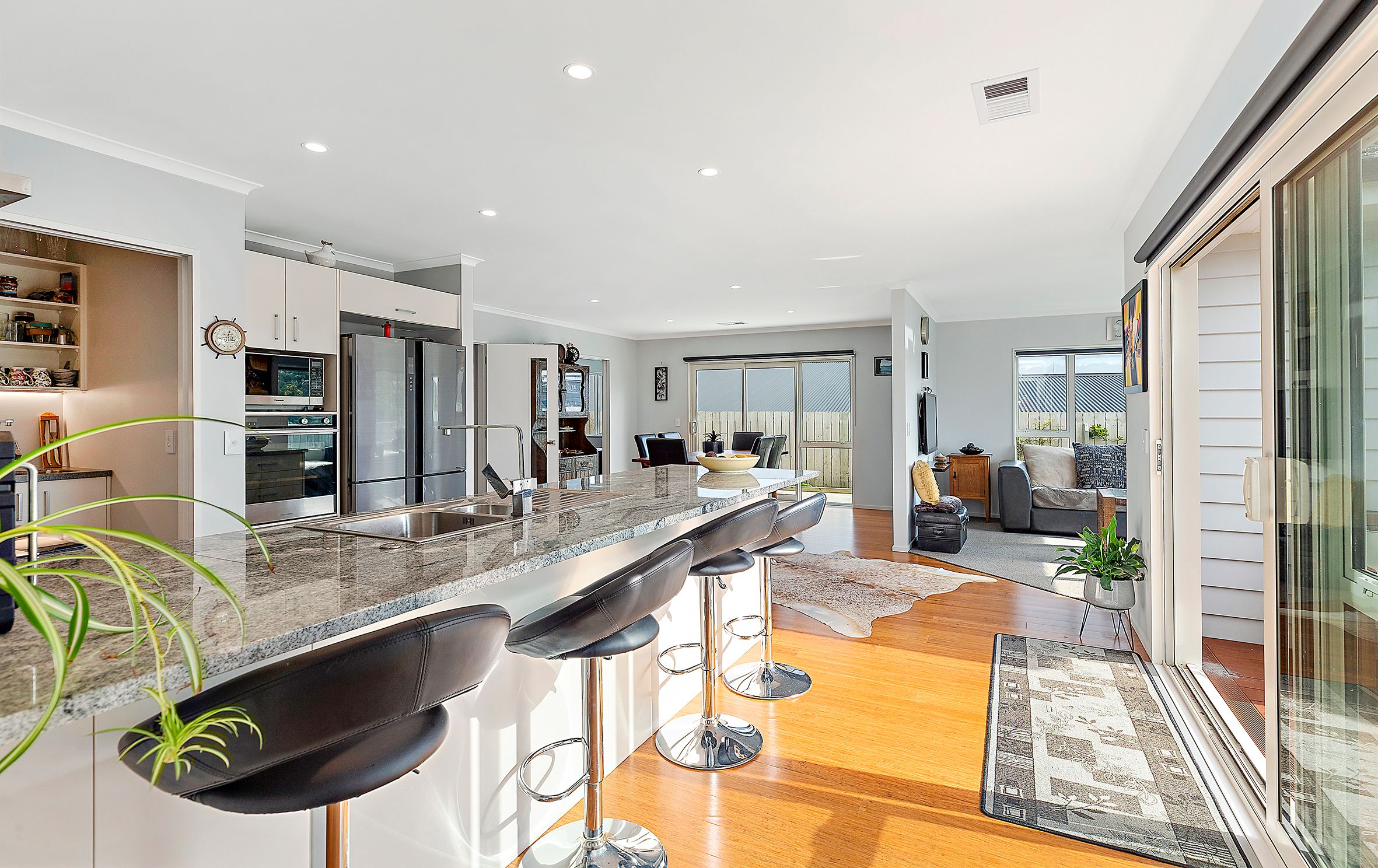 6 Belize Grove, Grenada Village, Wellington City
