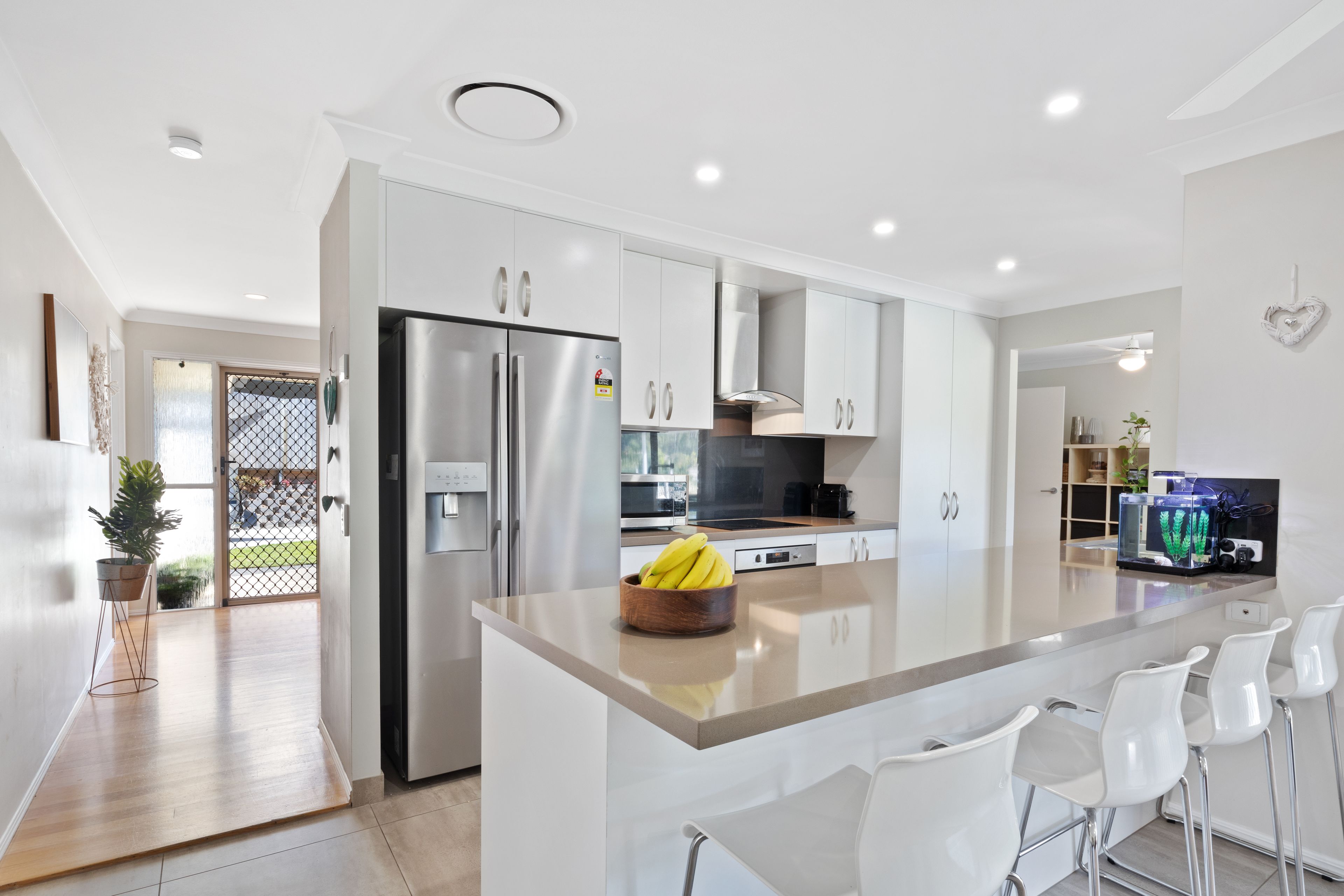 8 Valentino Close, Parkwood, QLD 4214