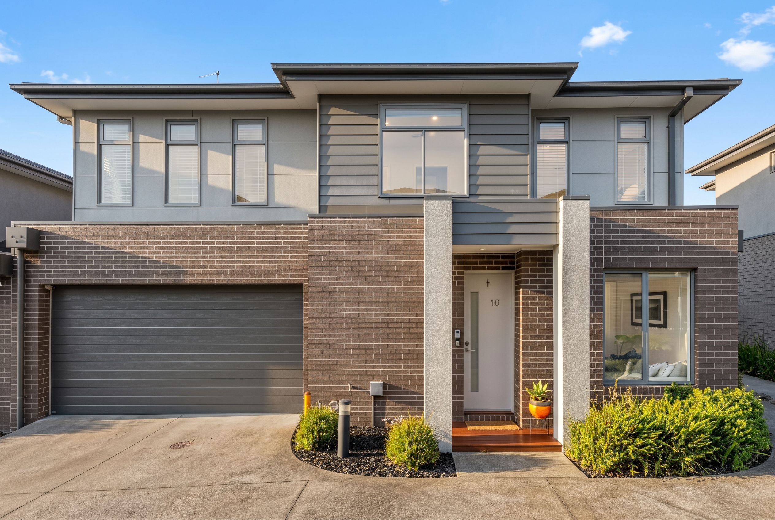 10/118 Kennington Park Drive — photo from Ray White Dandenong
