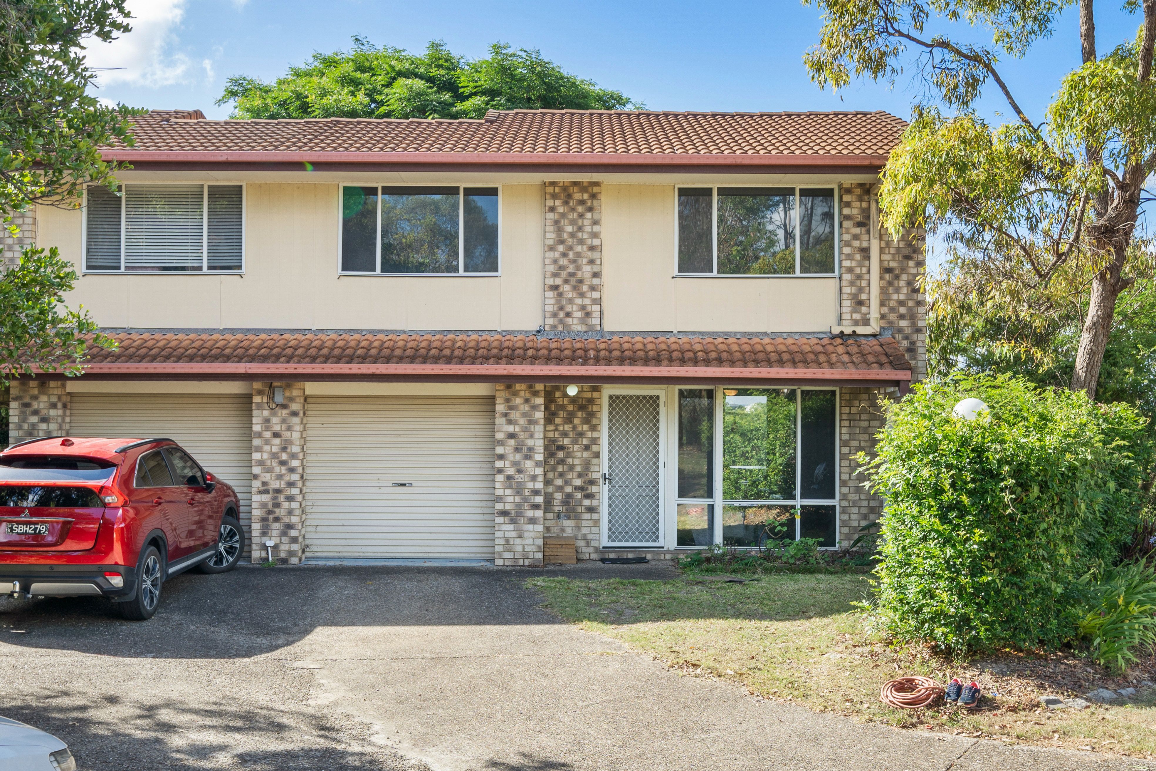50 Castile Crescent, Edens Landing QLD 4207
