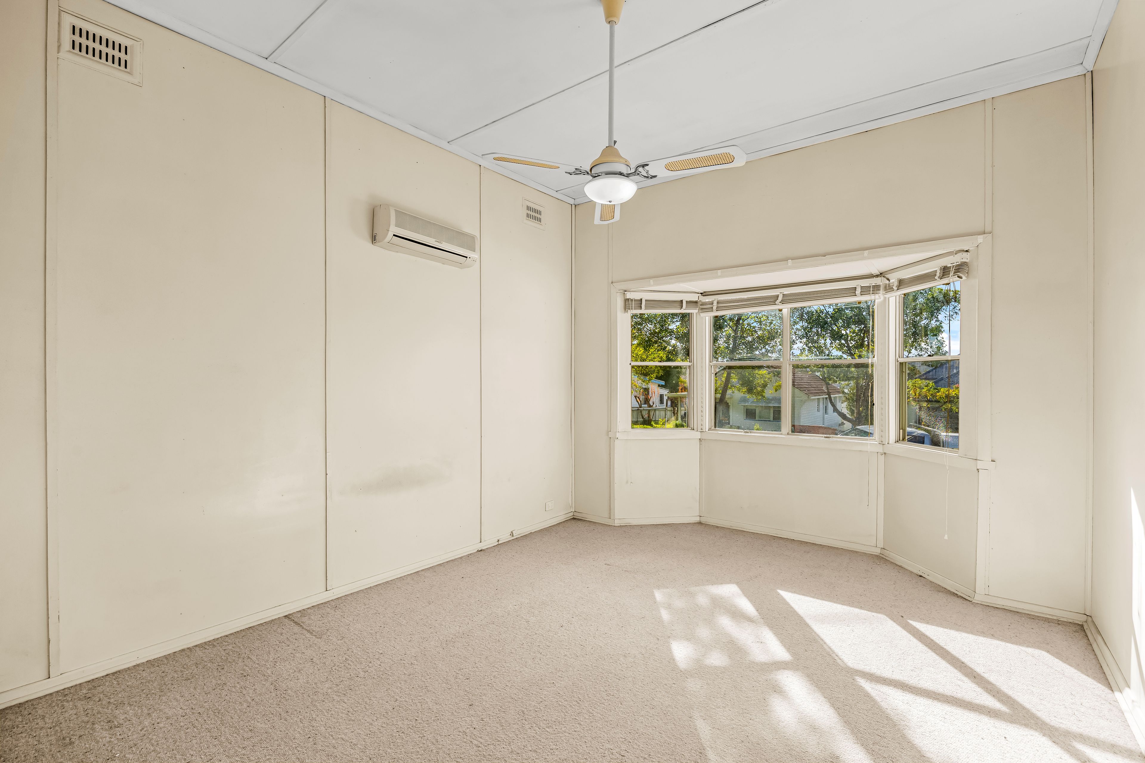 4 Bell Street, Booragul, NSW 2284