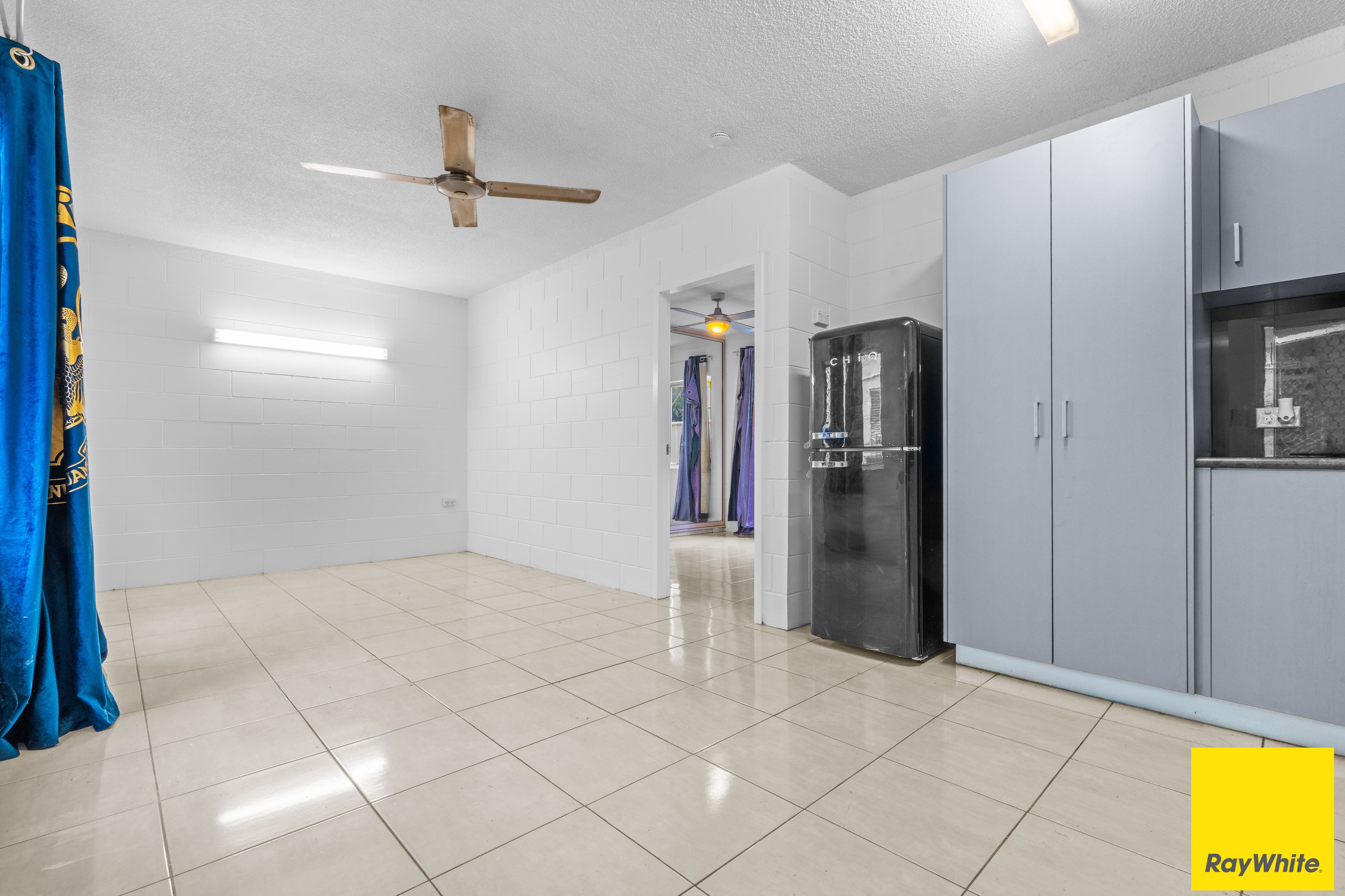 6/122 Aumuller Street — photo 3 of 11