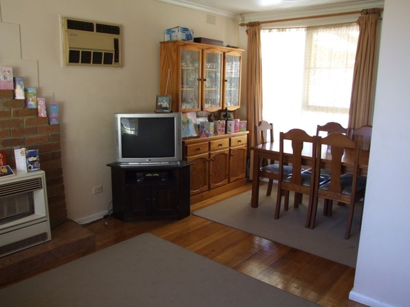 5 Toolern Street, Melton South, VIC 3338