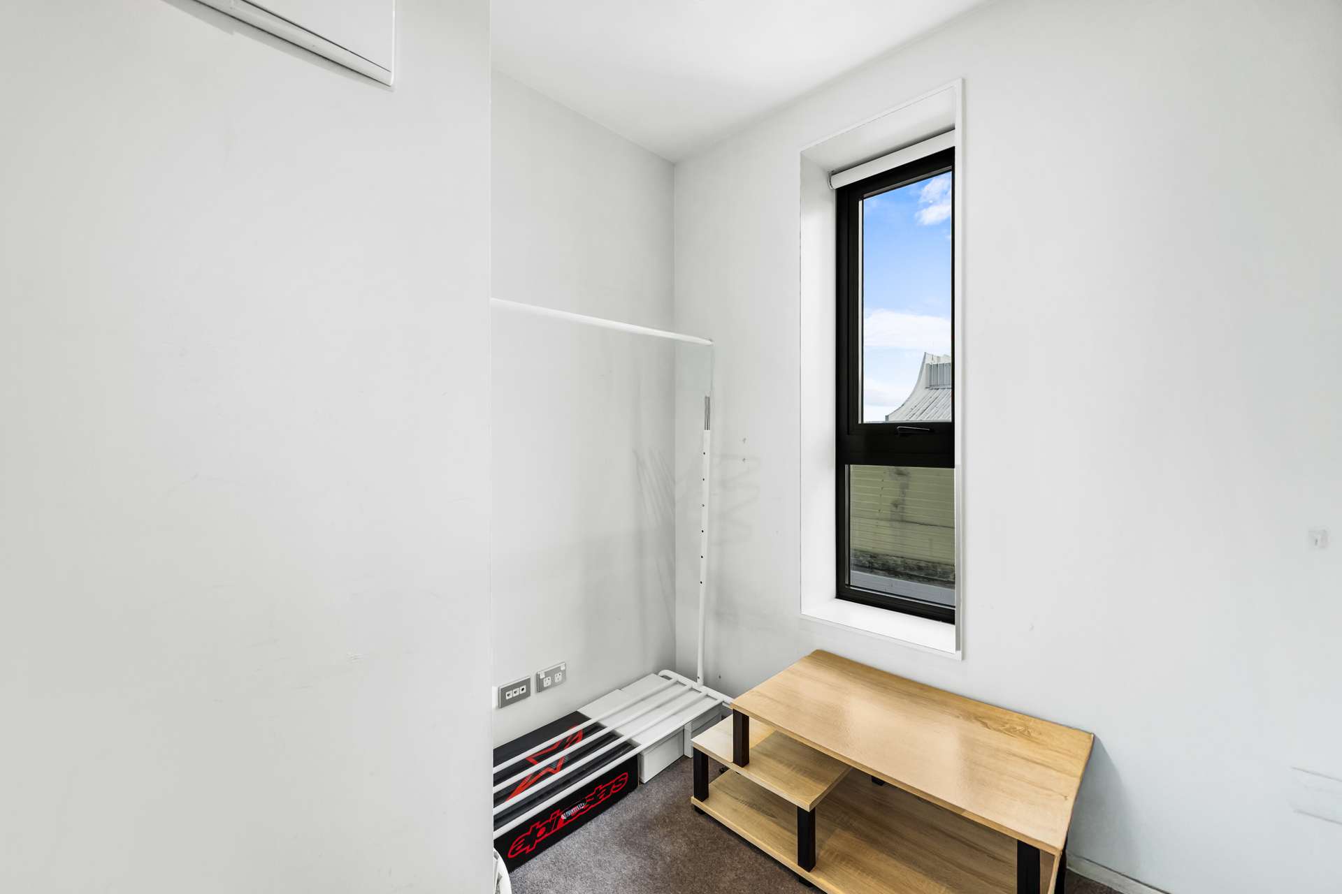 1605/8 Airedale Street photo 15