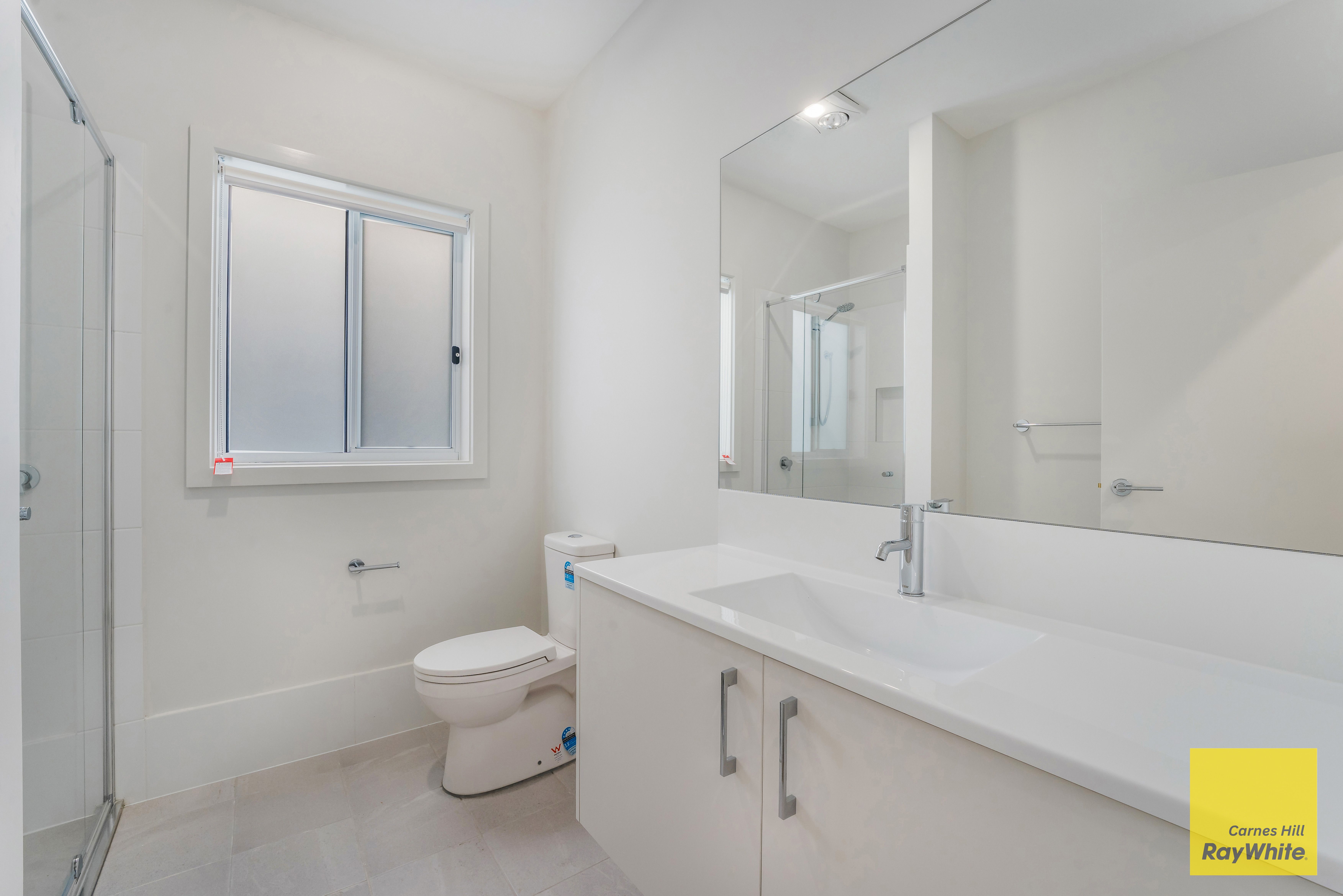 21 Lores Street — photo 17 of 20