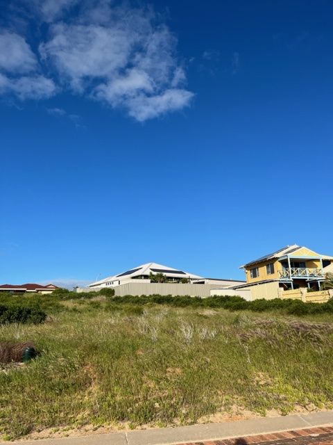 18 Seahaven View, Drummond Cove, WA 6532