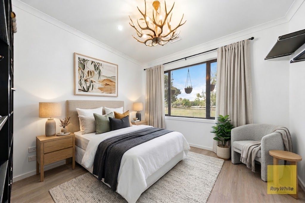82 Signature Boulevard — photo 3 of 30