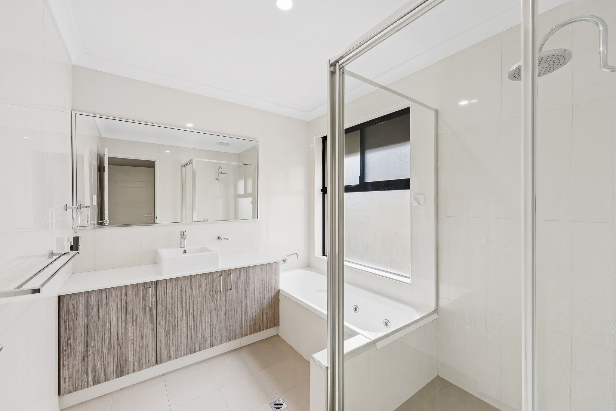 368 Sydenham Street — photo 16 of 23