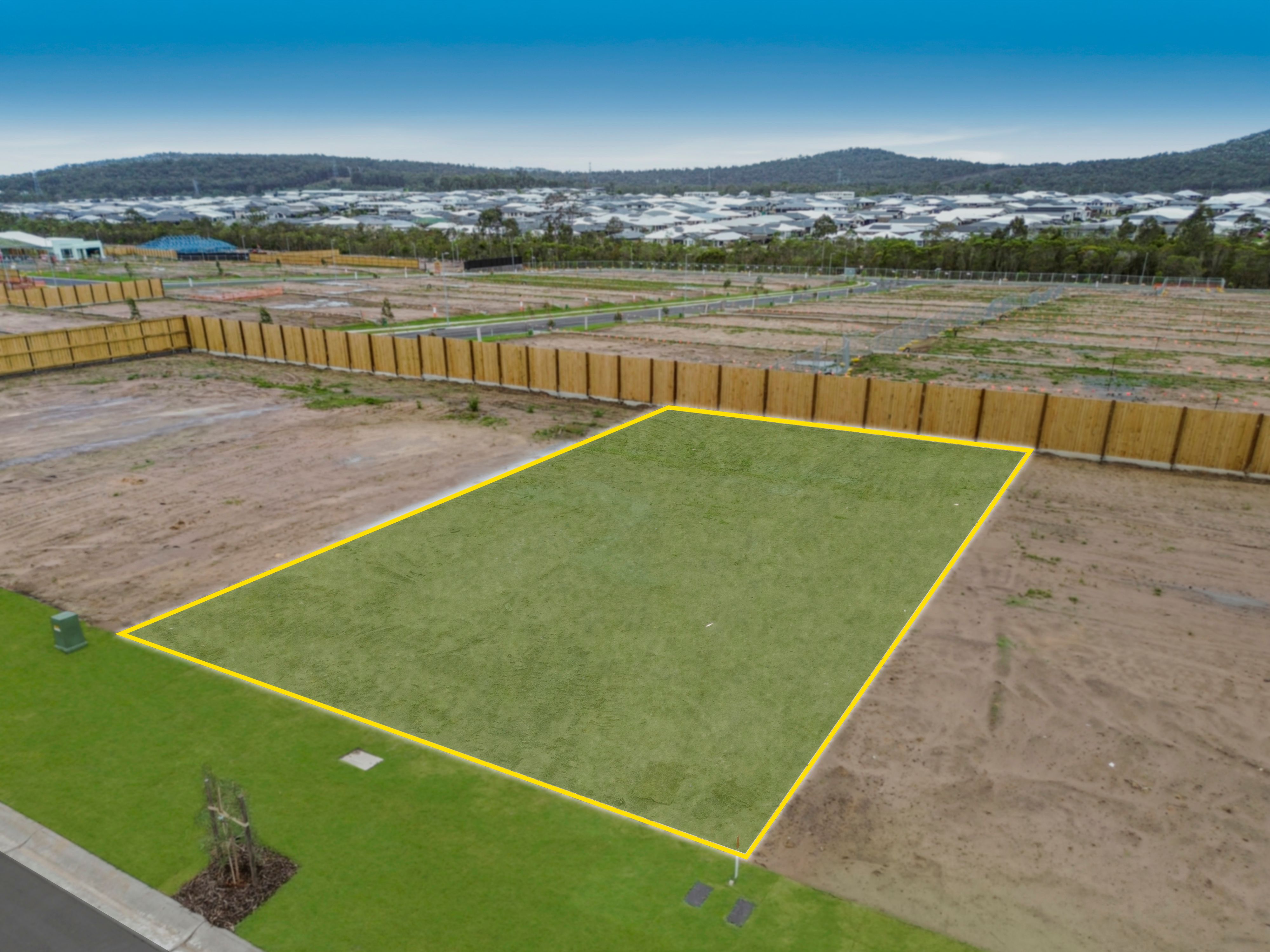 Lot 833 Ormiston Circuit — photo 3 of 7