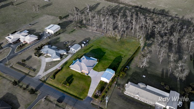 32 Grevillia Drive