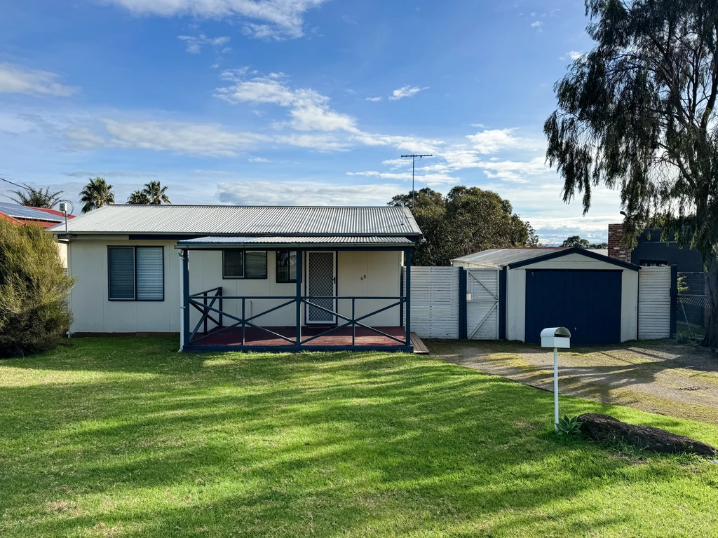 68 Red Rocks Road, Cowes, VIC 3922