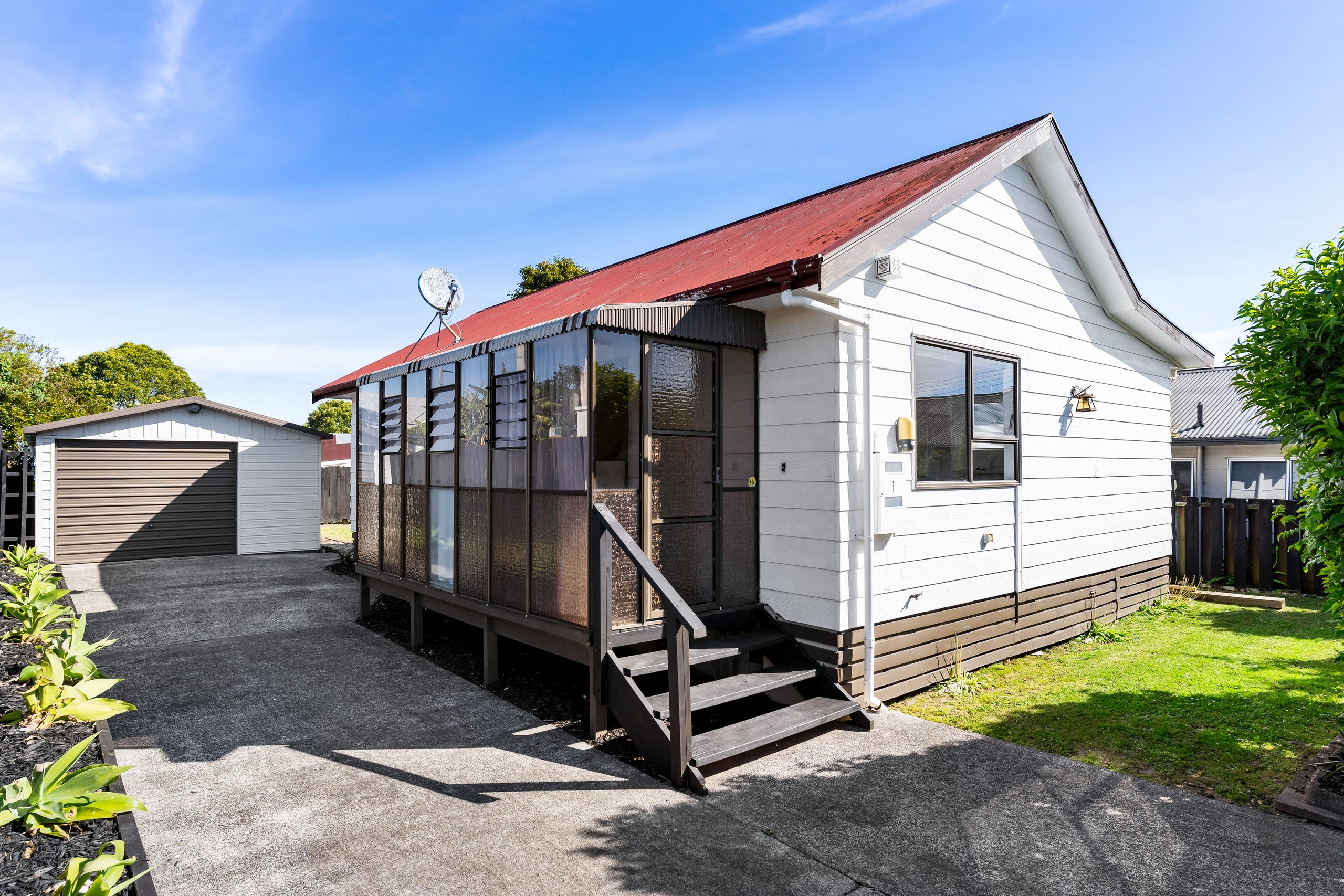 1/4 Elm Street, Avondale, Auckland City