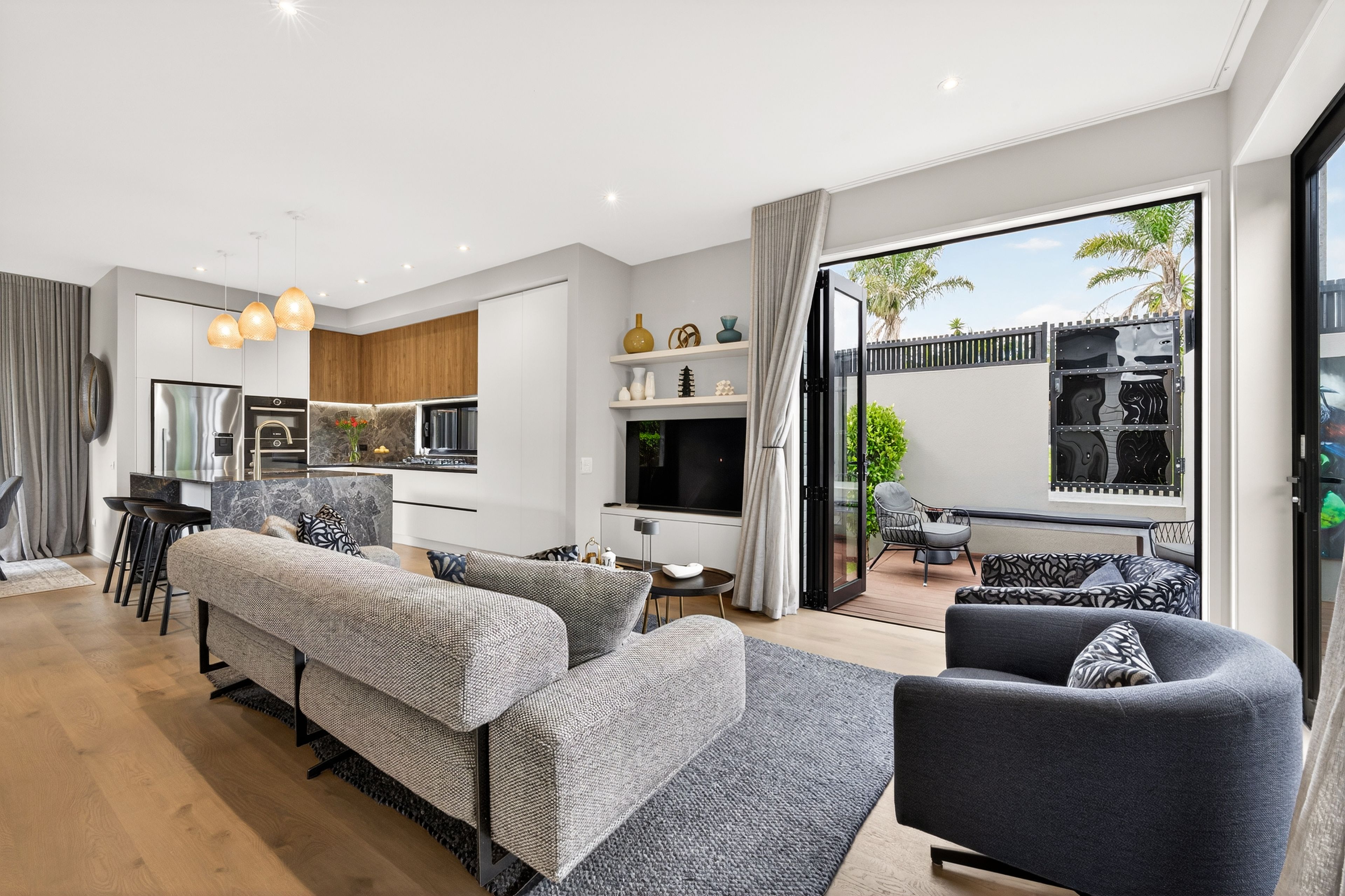 2 Ryanville Lane, St Heliers