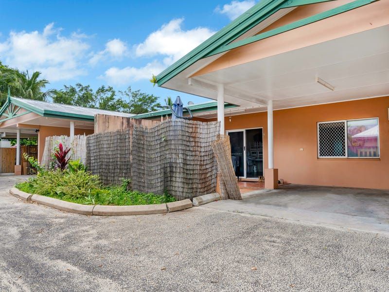 2/2 Ingham Court, Mooroobool, QLD 4870