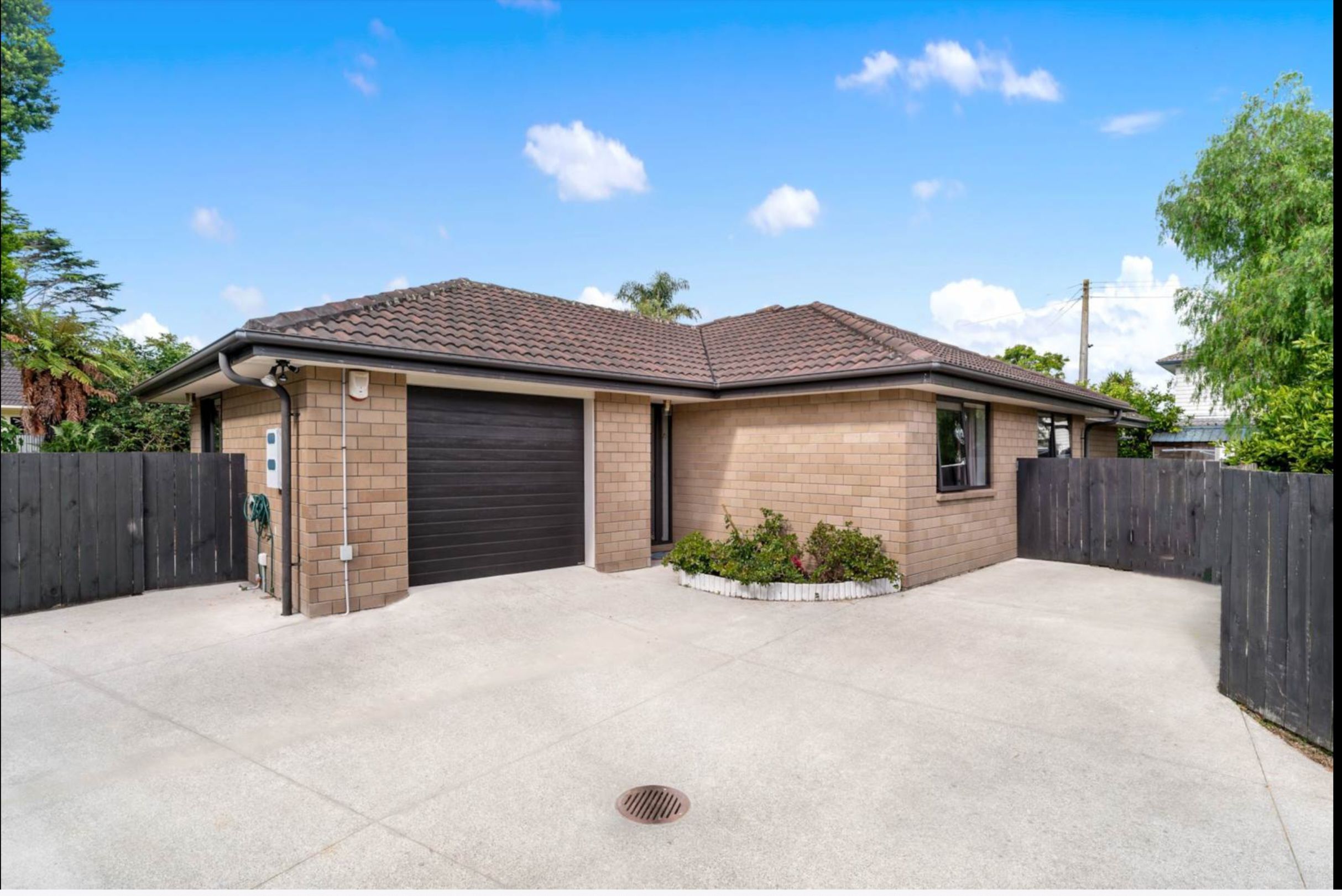 14A Sutton Crescent, Papakura, Papakura 2110 - Sold House - Ray White ...