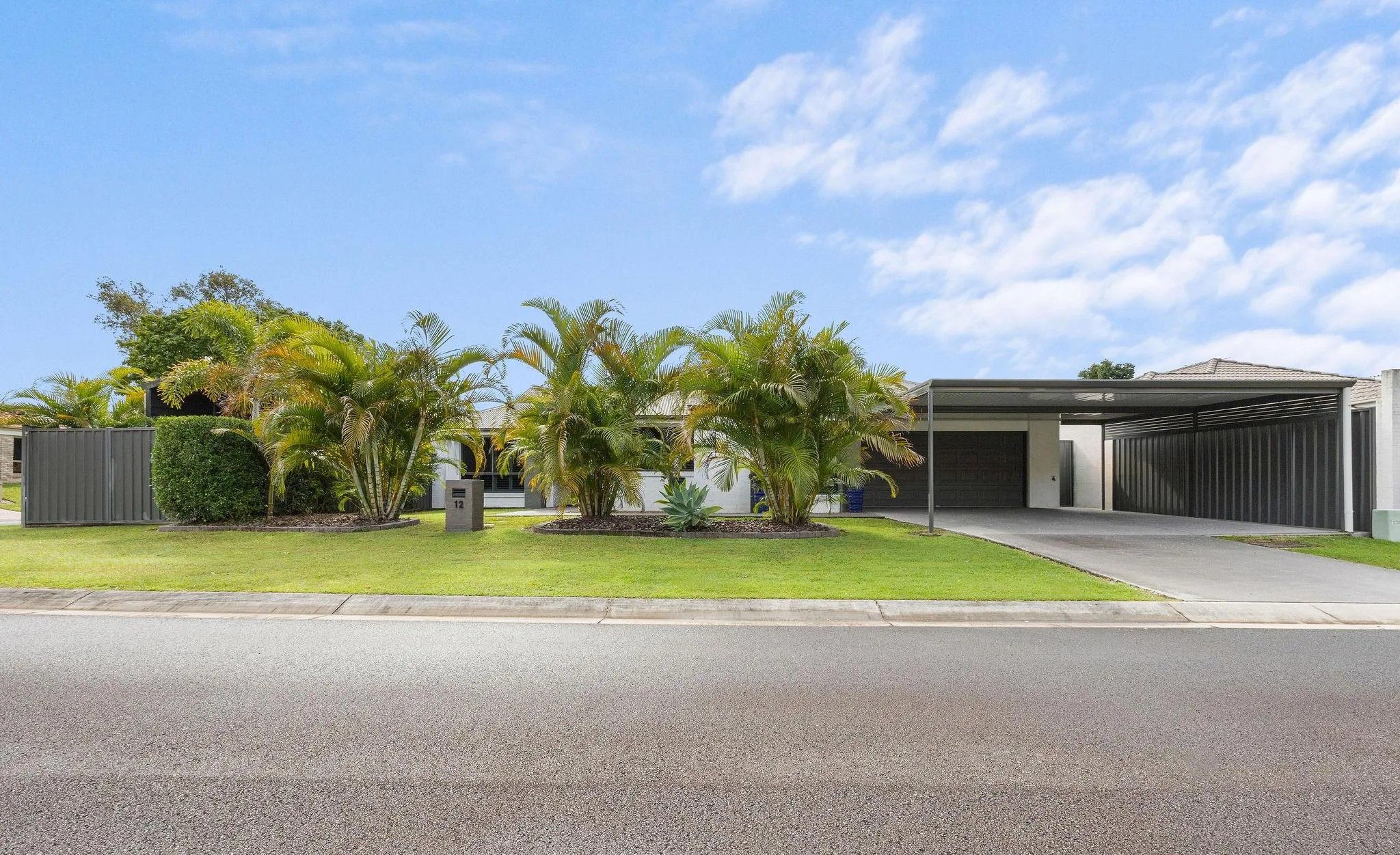12 Neales Street, Murrumba Downs, QLD 4503