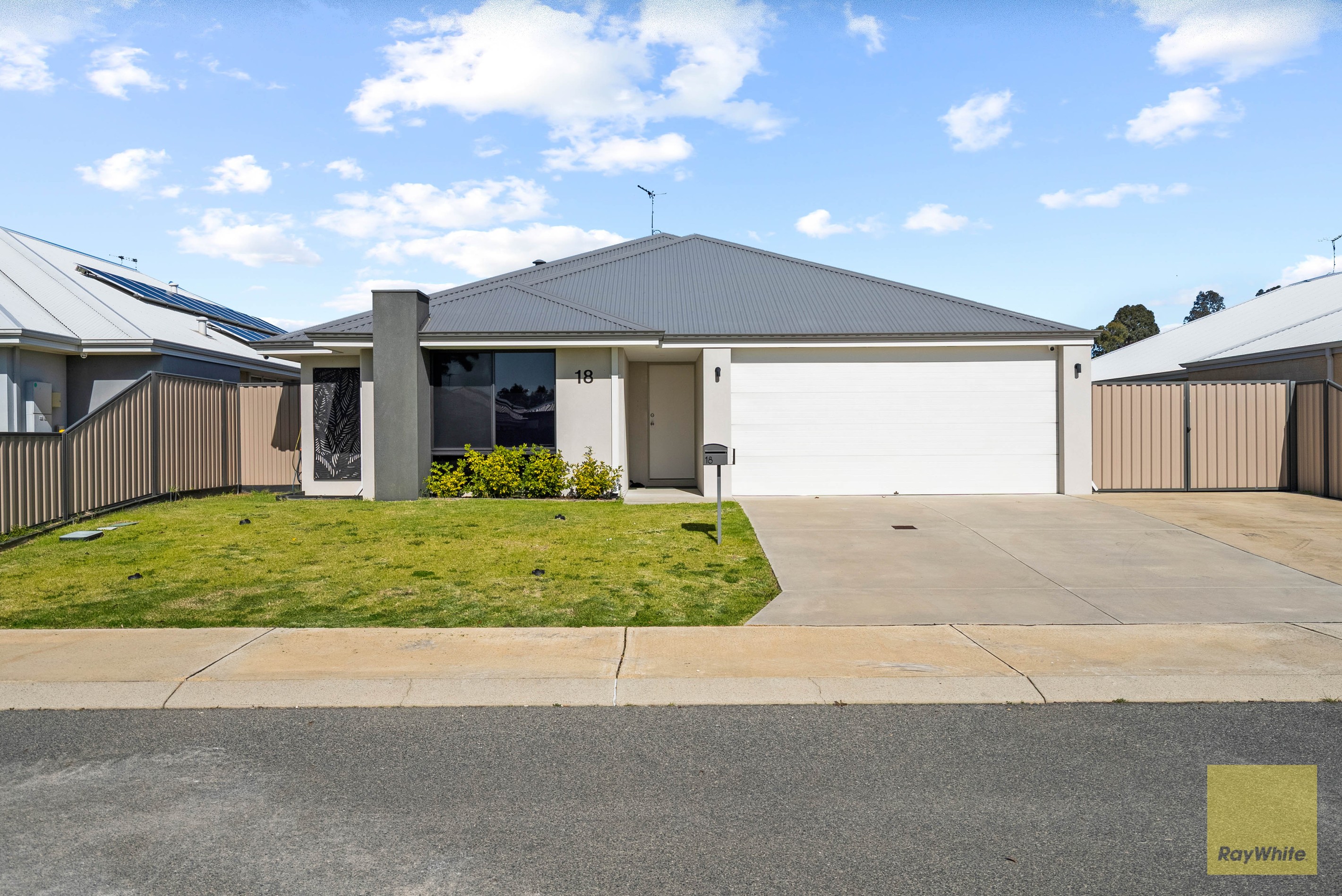 18 Grapple Road, Whitby, WA 6123