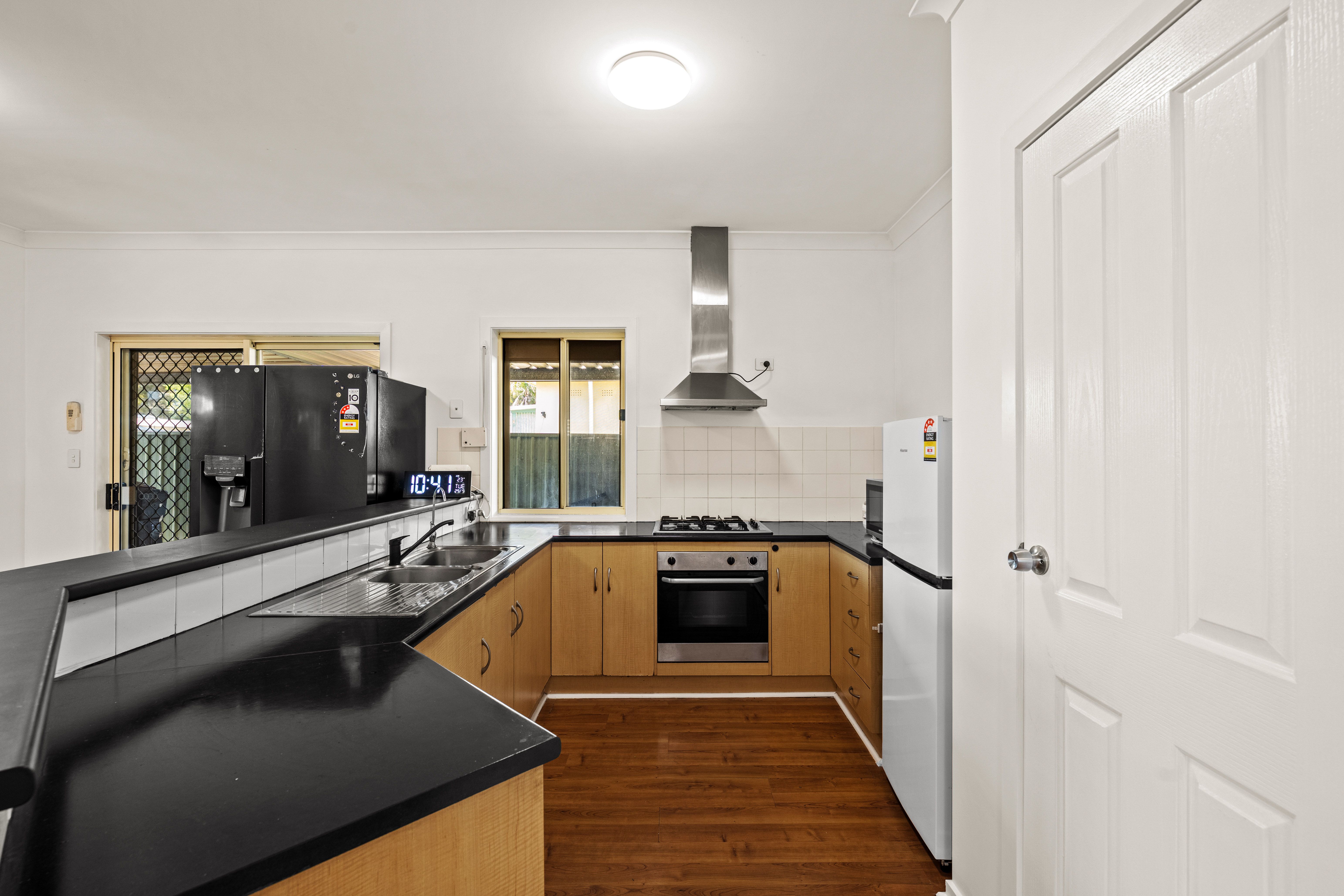55 Rolleston Avenue — photo 8 of 25