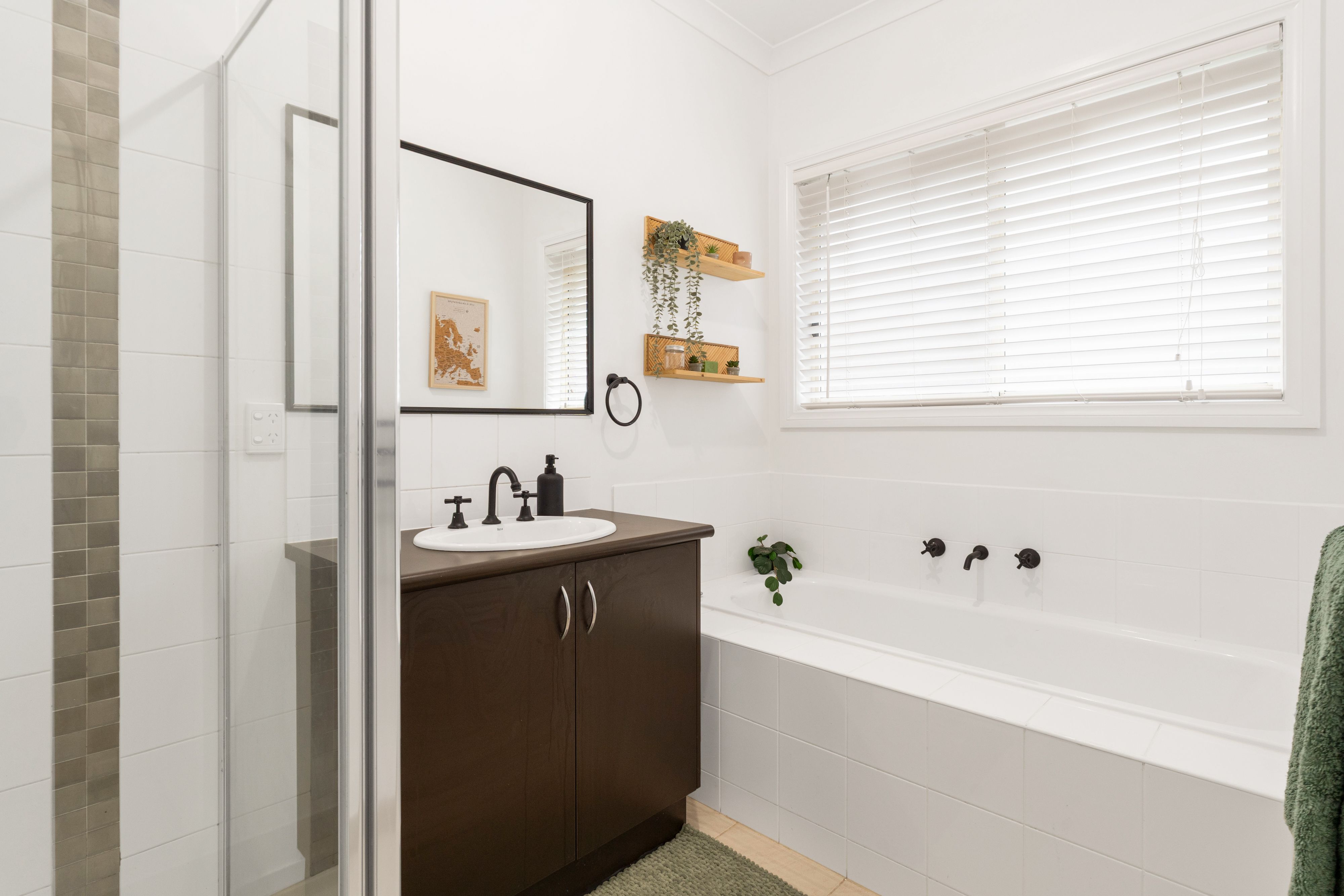 72 Royal Terrace — photo 17 of 26