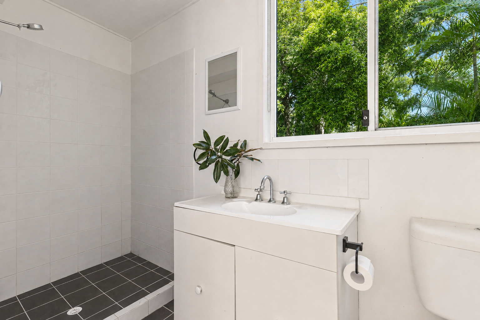 109 Crescent Avenue — photo 16 of 23