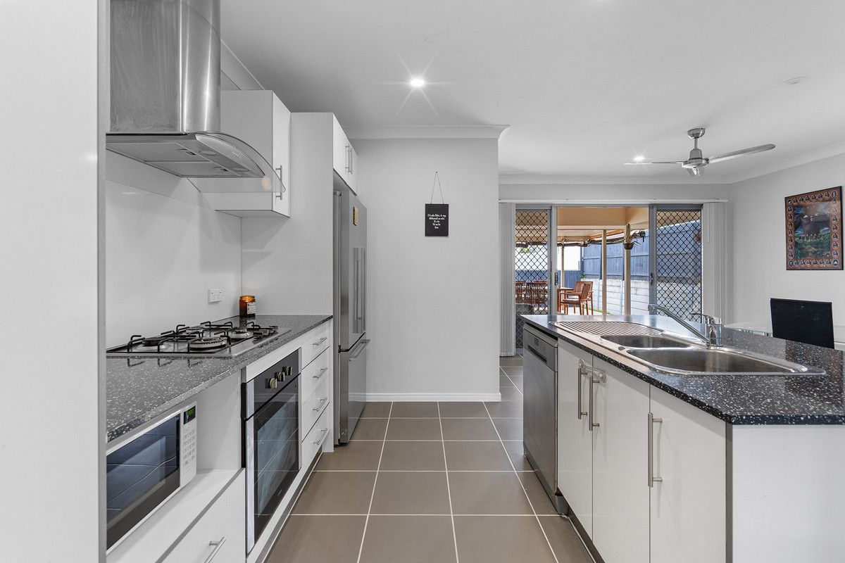 14 Morton Street, Waterford, QLD 4133